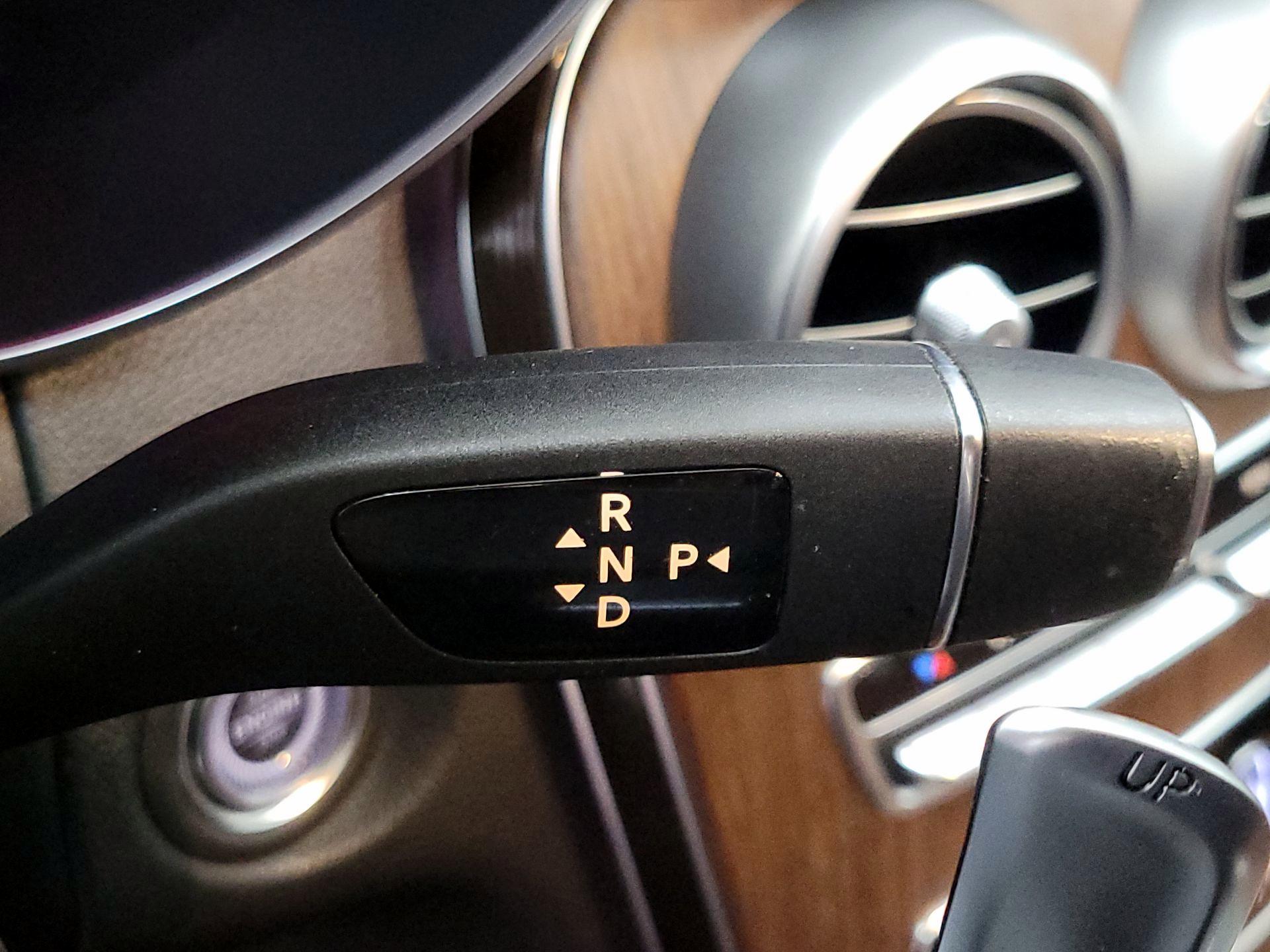 Thumbnail: 2020 Mercedes-Benz C-Class - 18