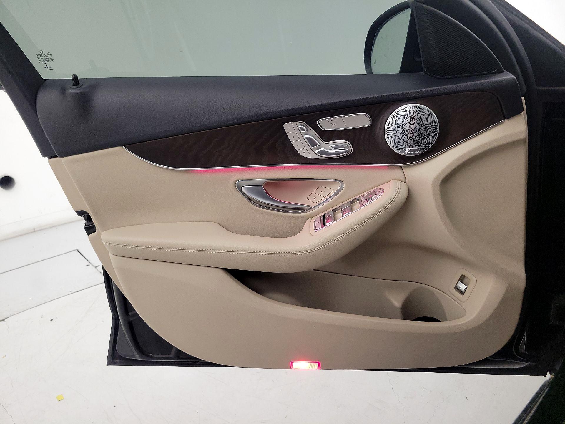 Thumbnail: 2021 Mercedes-Benz C-Class - 12