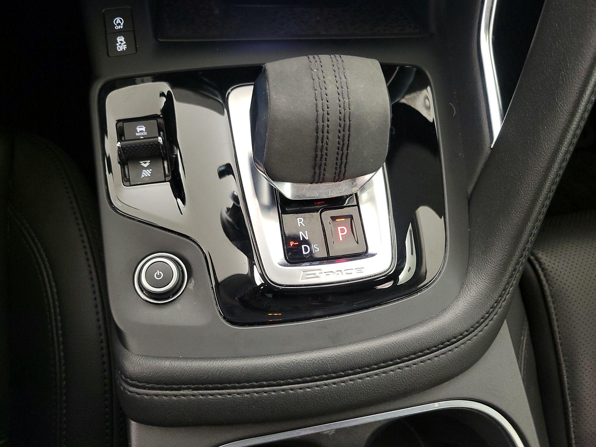 Thumbnail: 2022 Jaguar E-Pace - 18