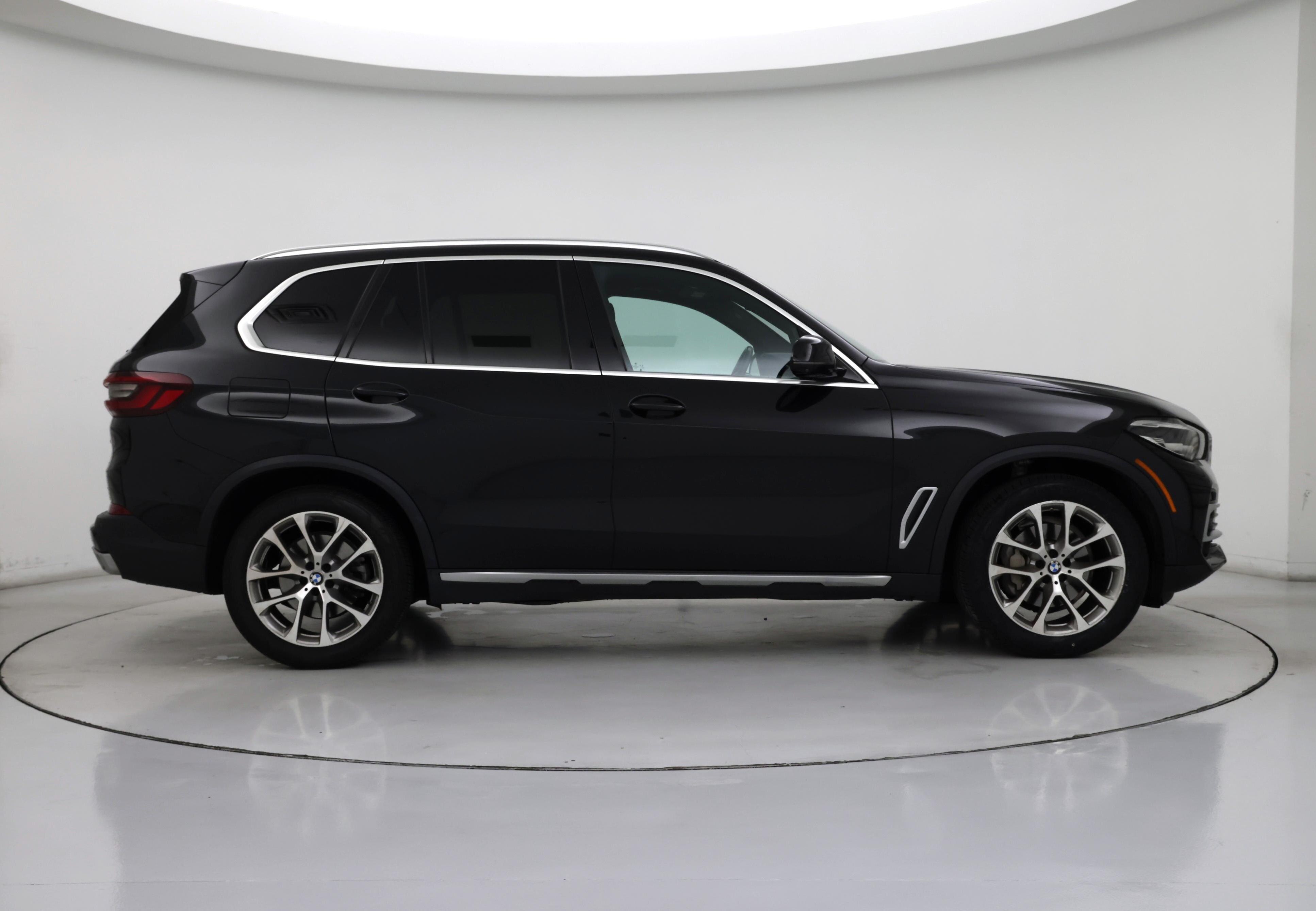Thumbnail: 2023 BMW X5 - 7