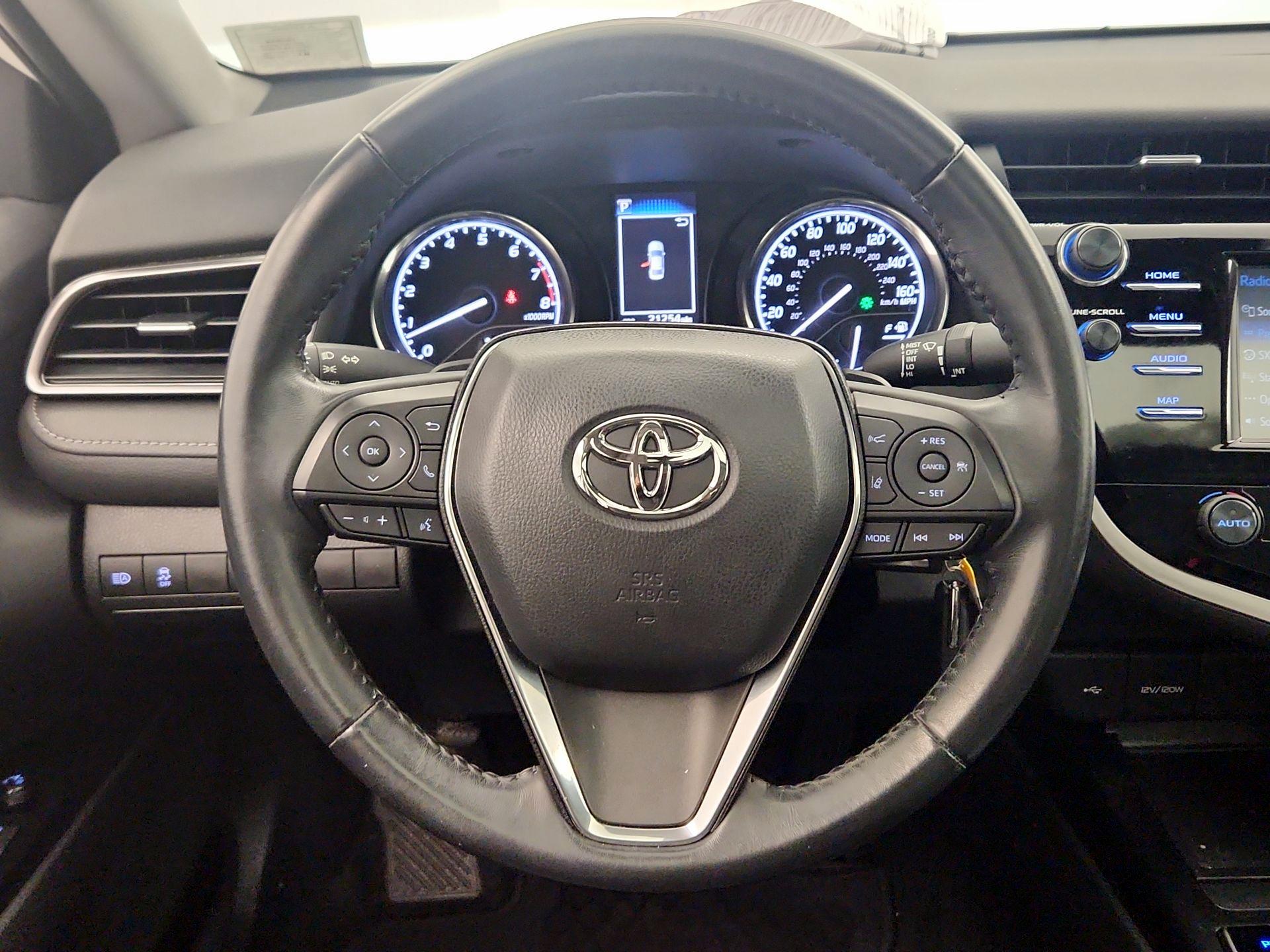 Thumbnail: 2020 Toyota Camry - 10