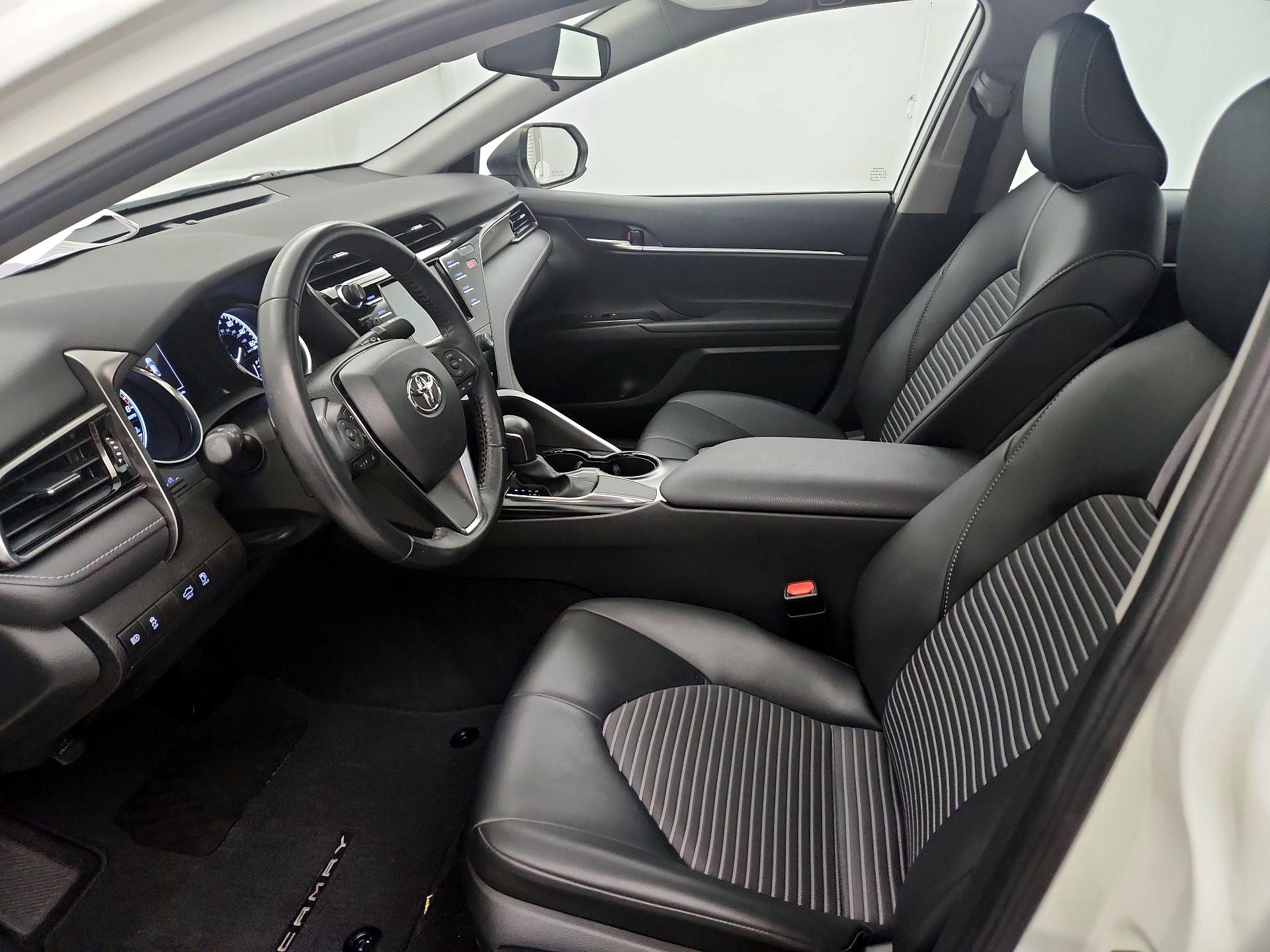 Thumbnail: 2020 Toyota Camry - 11