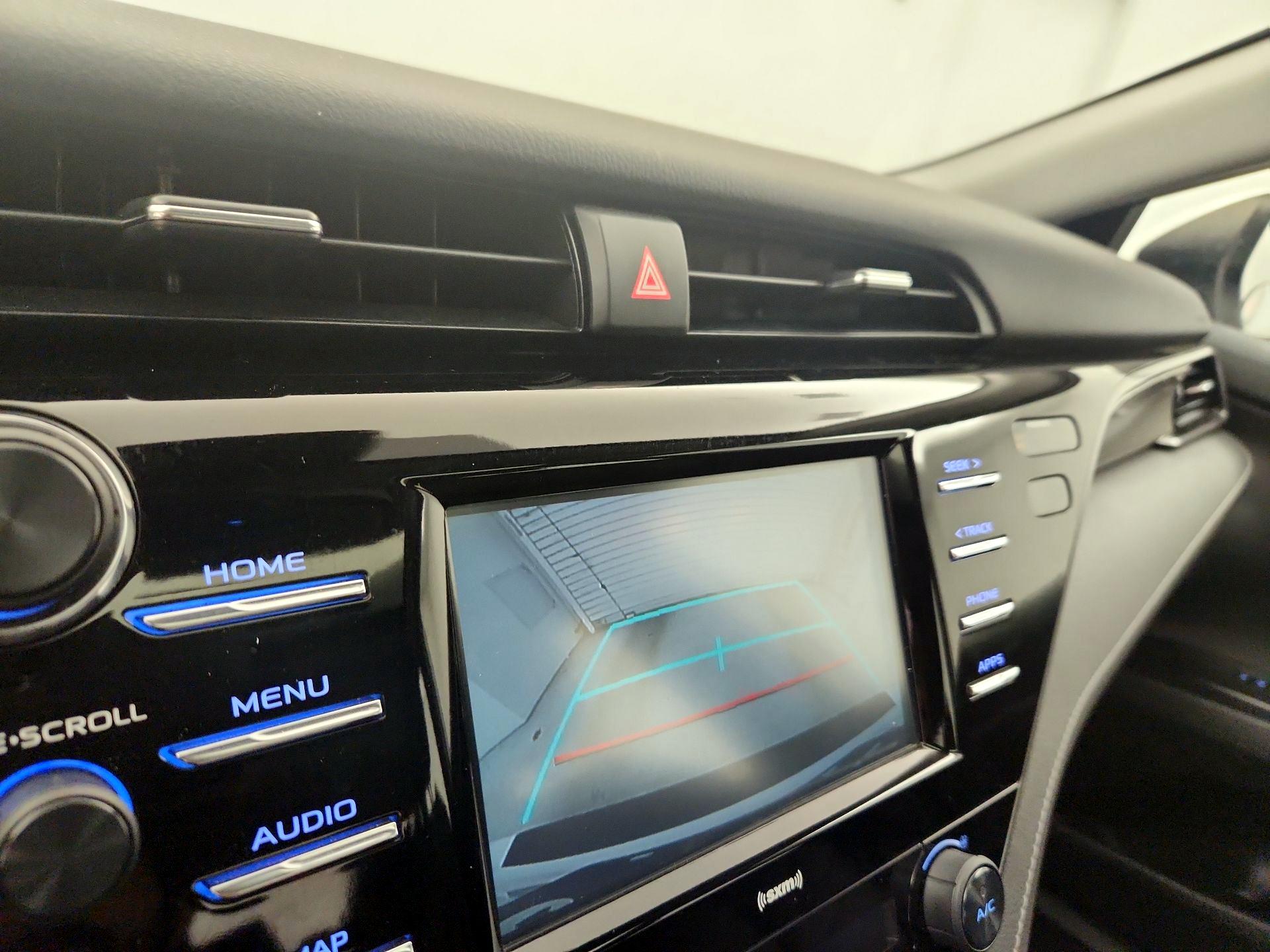 Thumbnail: 2020 Toyota Camry - 14