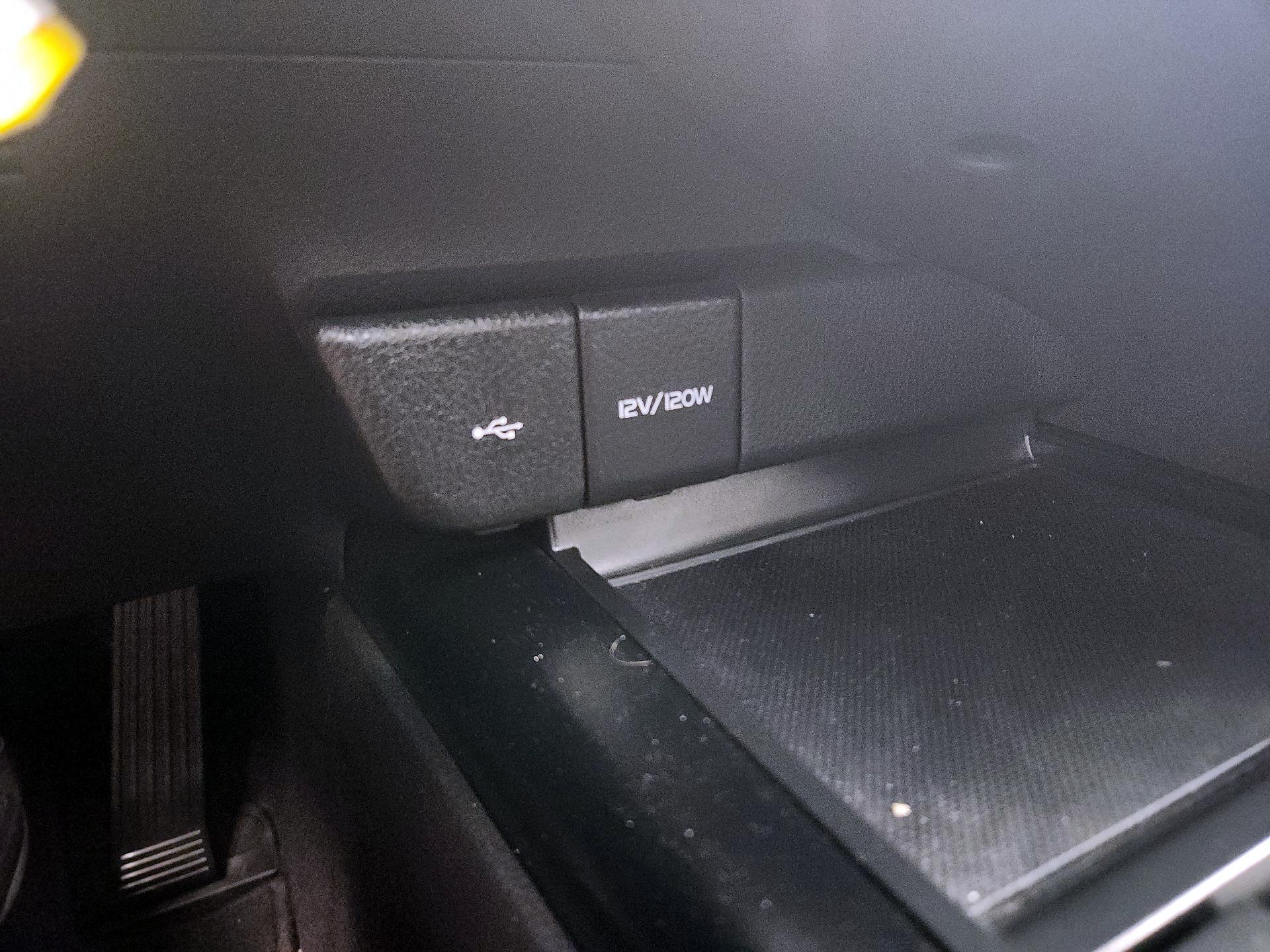 Thumbnail: 2020 Toyota Camry - 18