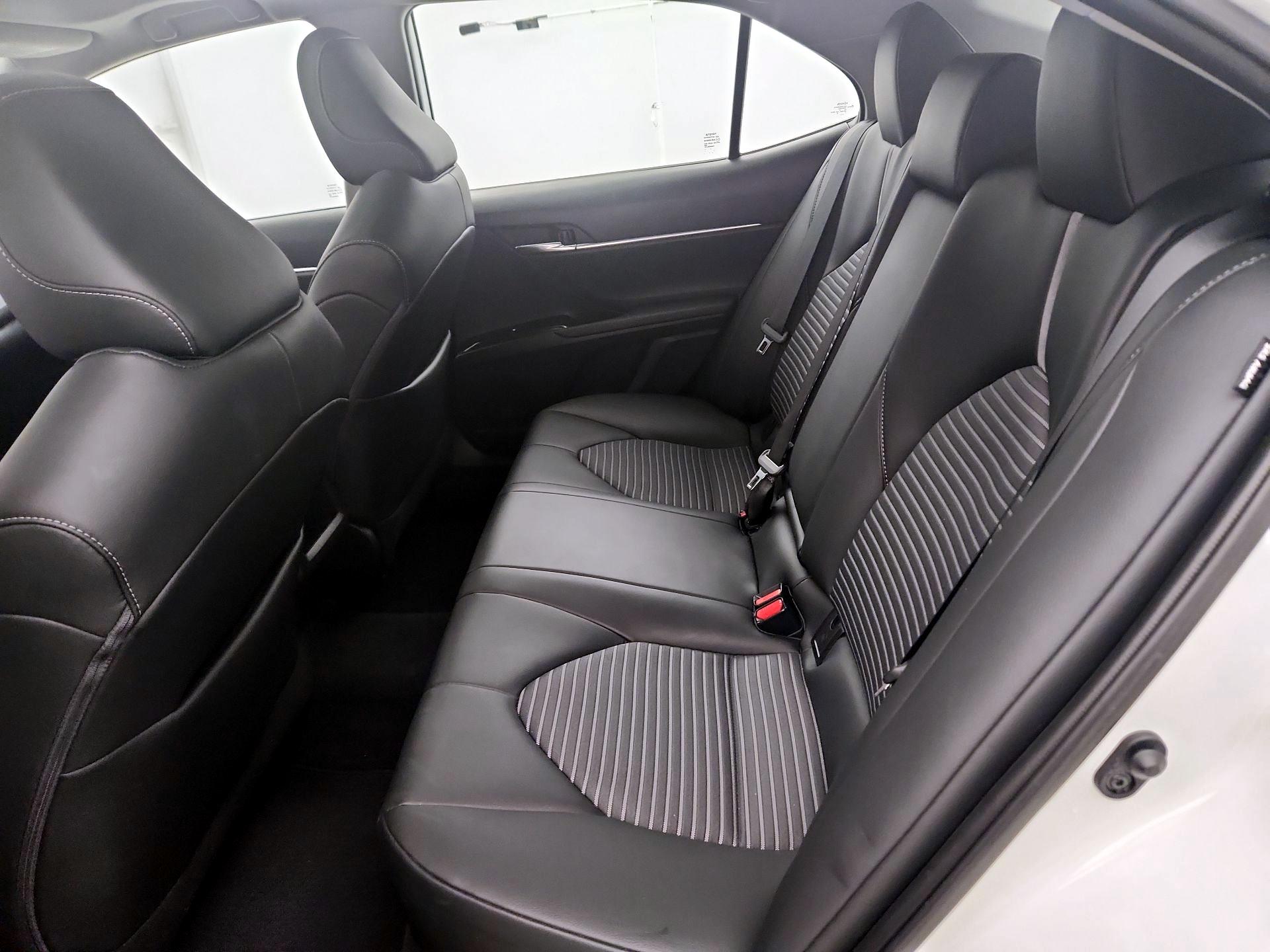 Thumbnail: 2020 Toyota Camry - 20