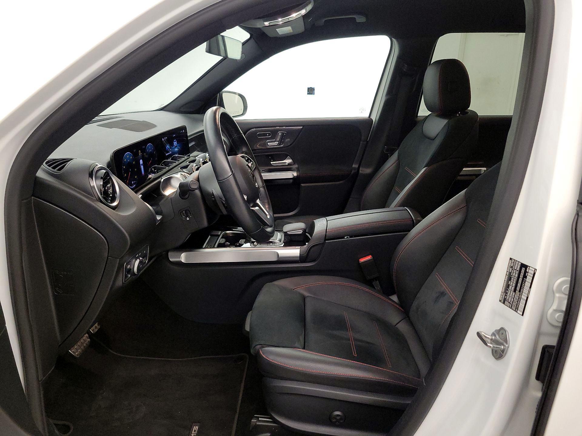 Thumbnail: 2022 Mercedes-Benz GLB - 11