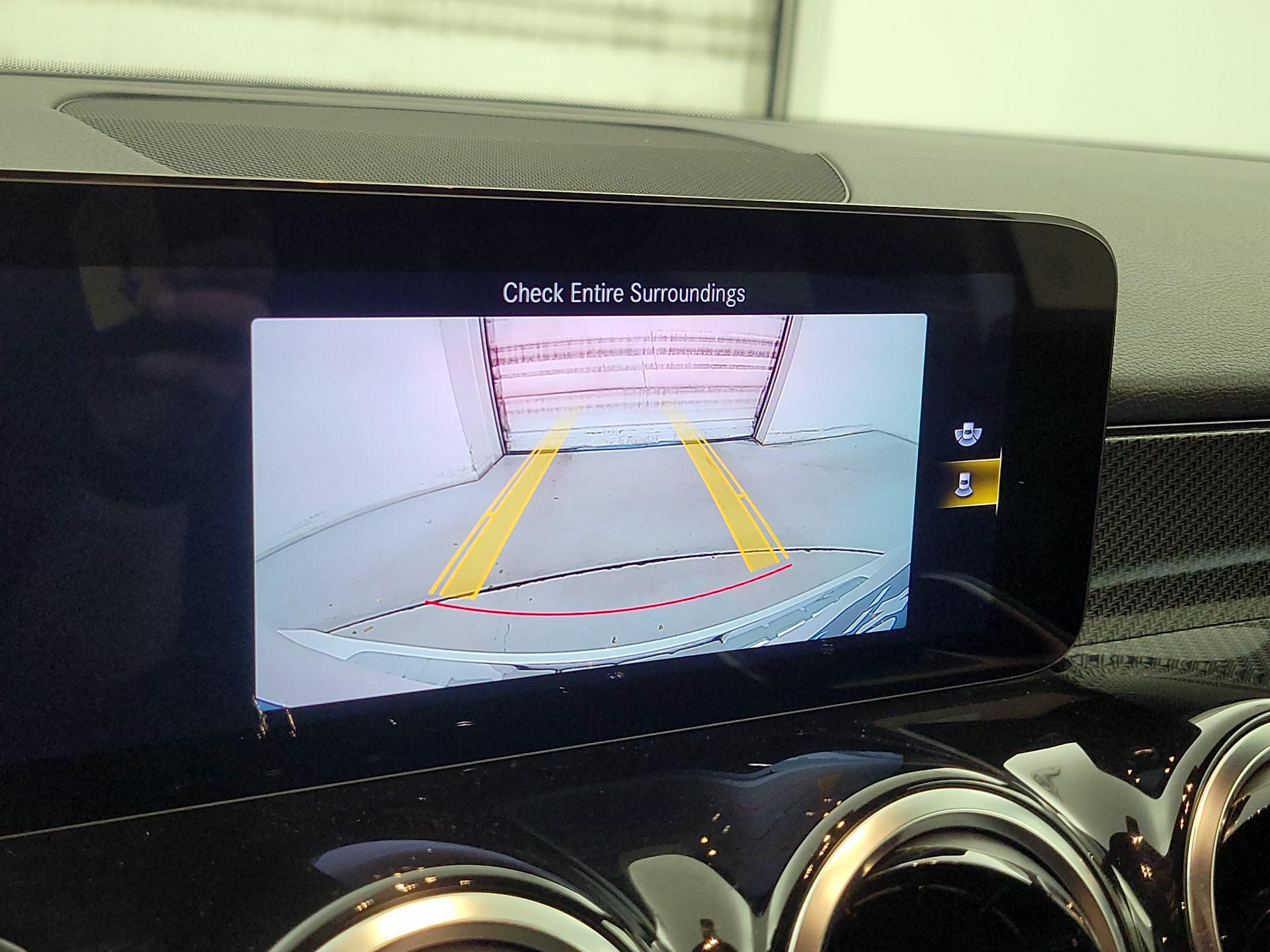 Thumbnail: 2022 Mercedes-Benz GLB - 14