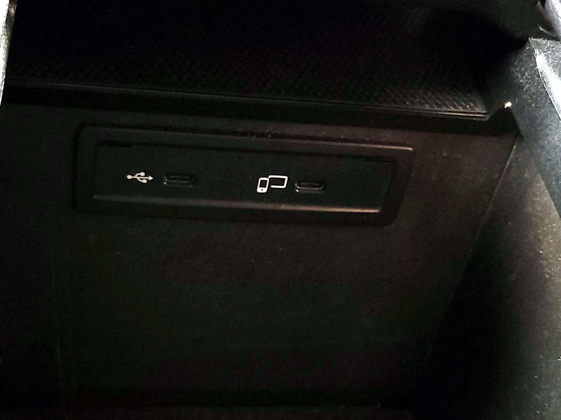 Thumbnail: 2022 Mercedes-Benz GLC - 19