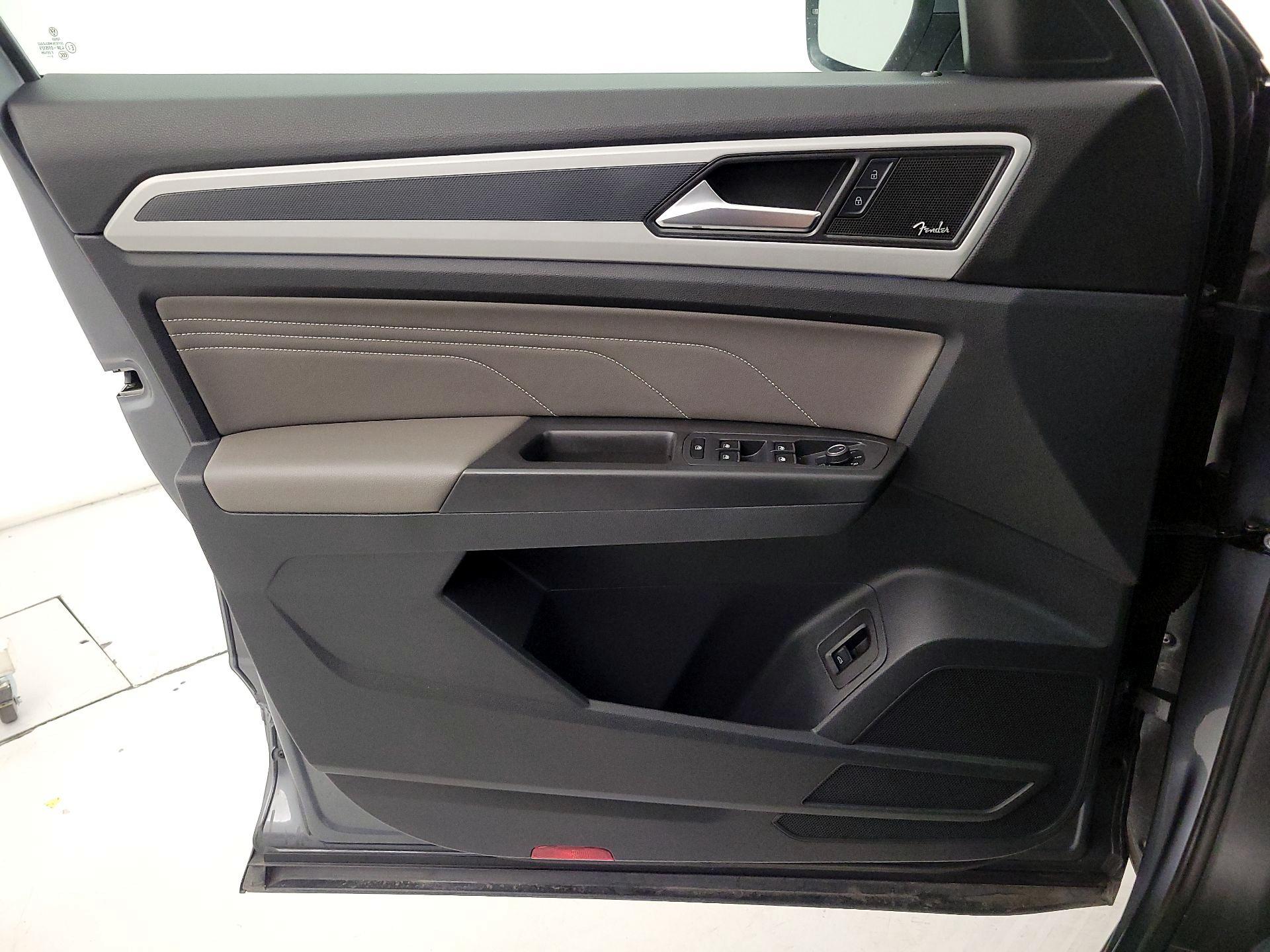 Thumbnail: 2022 Volkswagen Atlas - 12