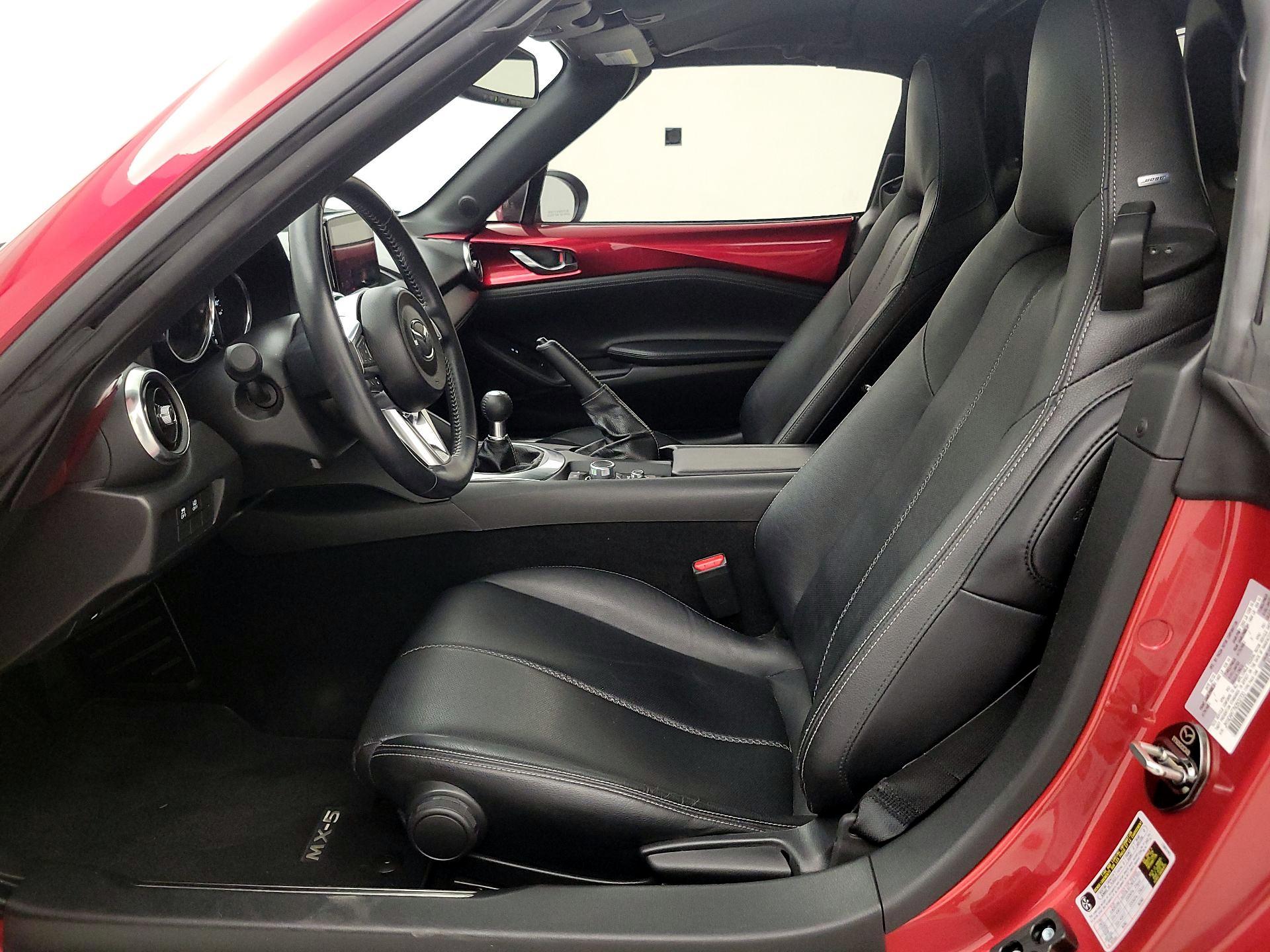 Thumbnail: 2022 Mazda MX-5 Miata - 11