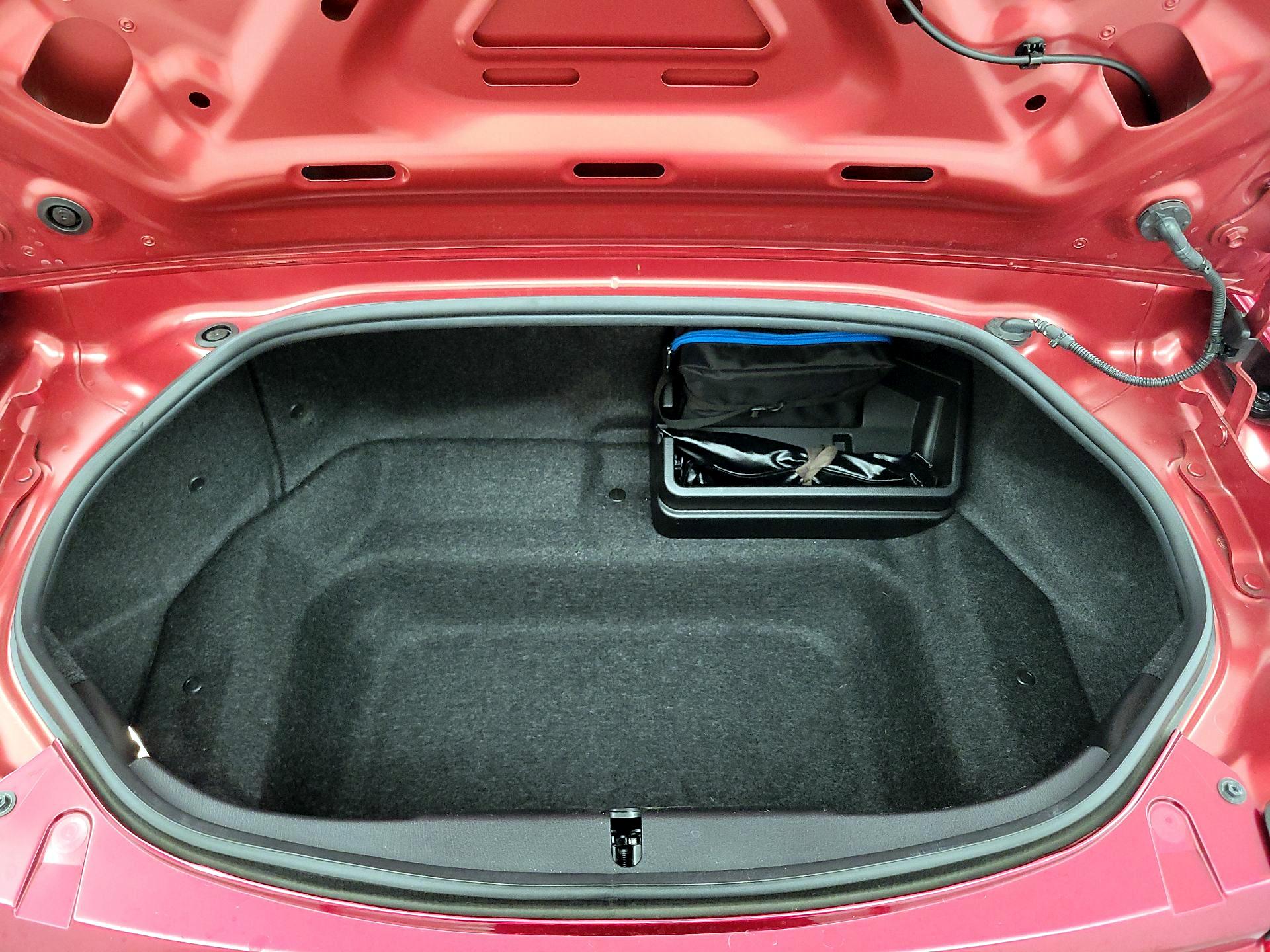 Thumbnail: 2022 Mazda MX-5 Miata - 20