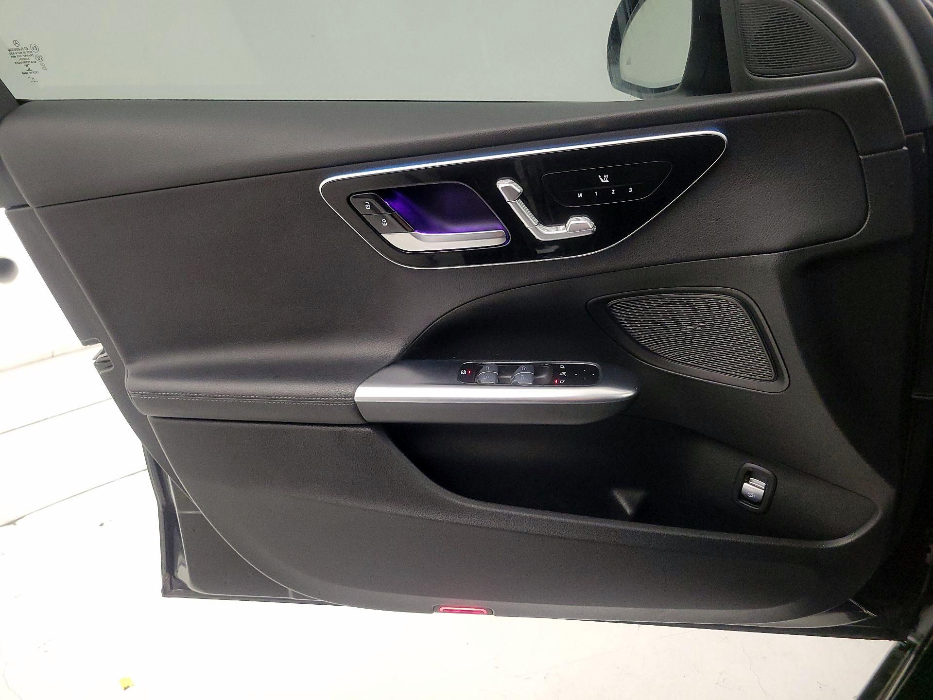 Thumbnail: 2022 Mercedes-Benz C-Class - 12