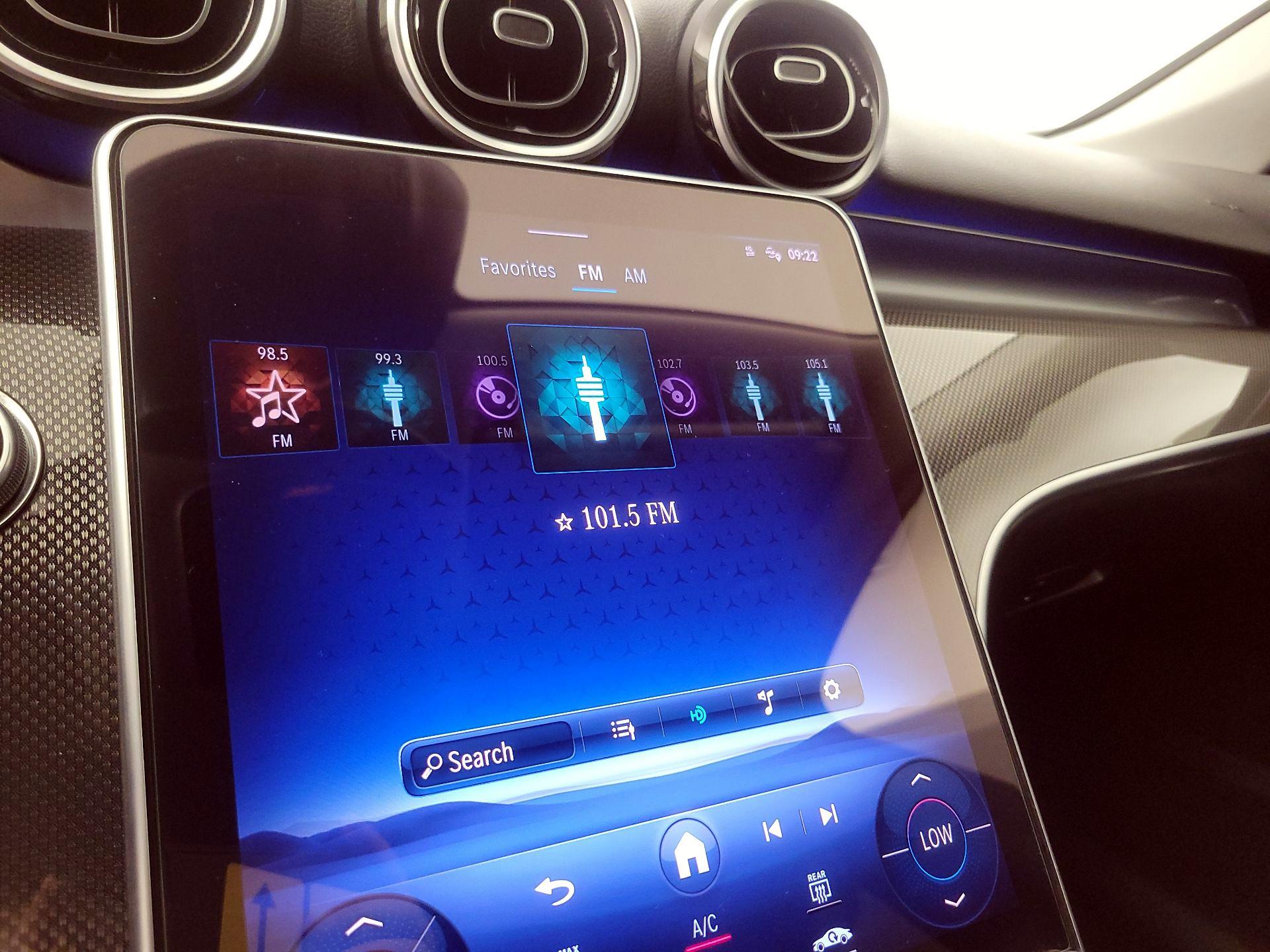 Thumbnail: 2022 Mercedes-Benz C-Class - 15