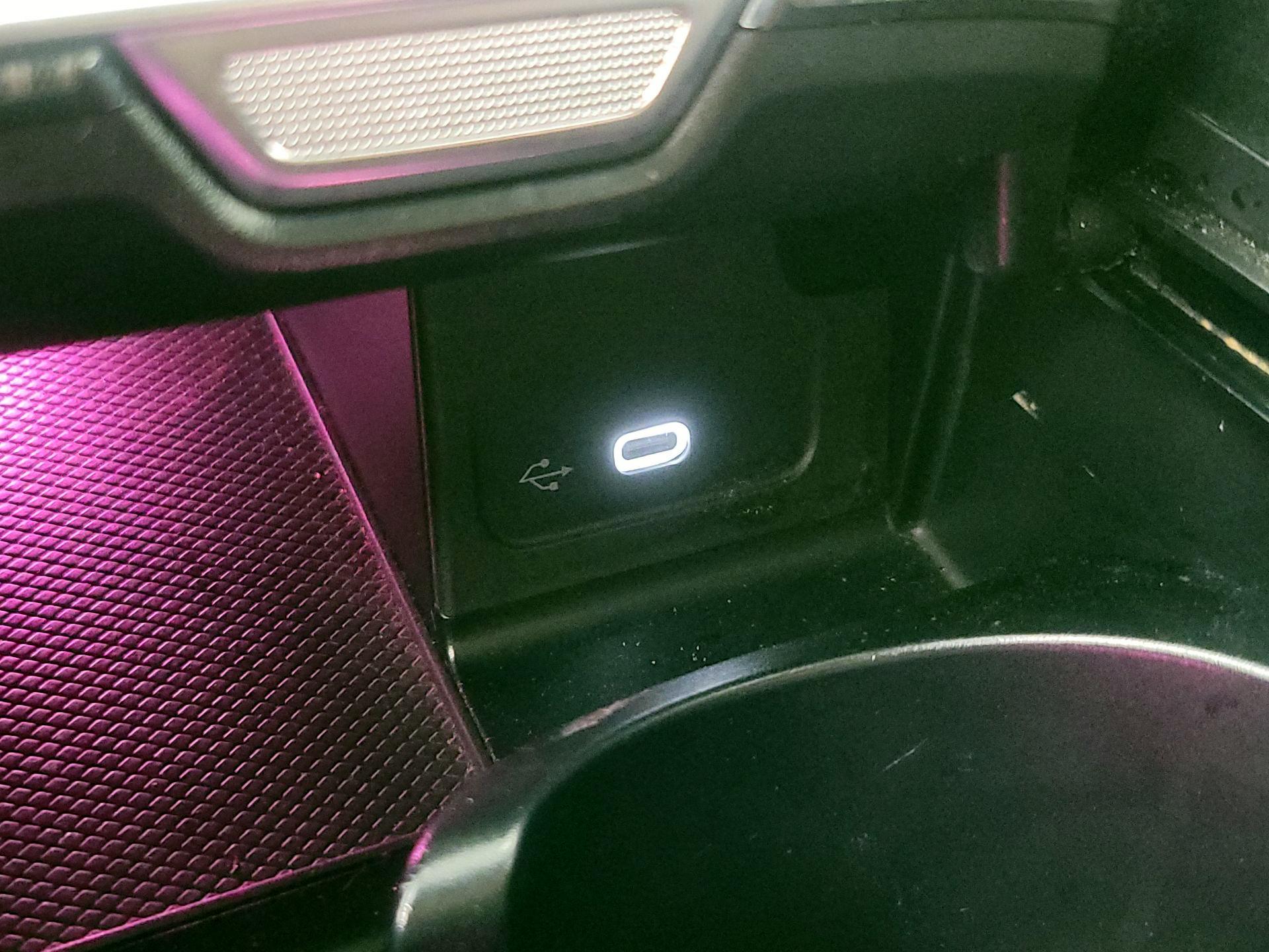 Thumbnail: 2022 Mercedes-Benz C-Class - 18