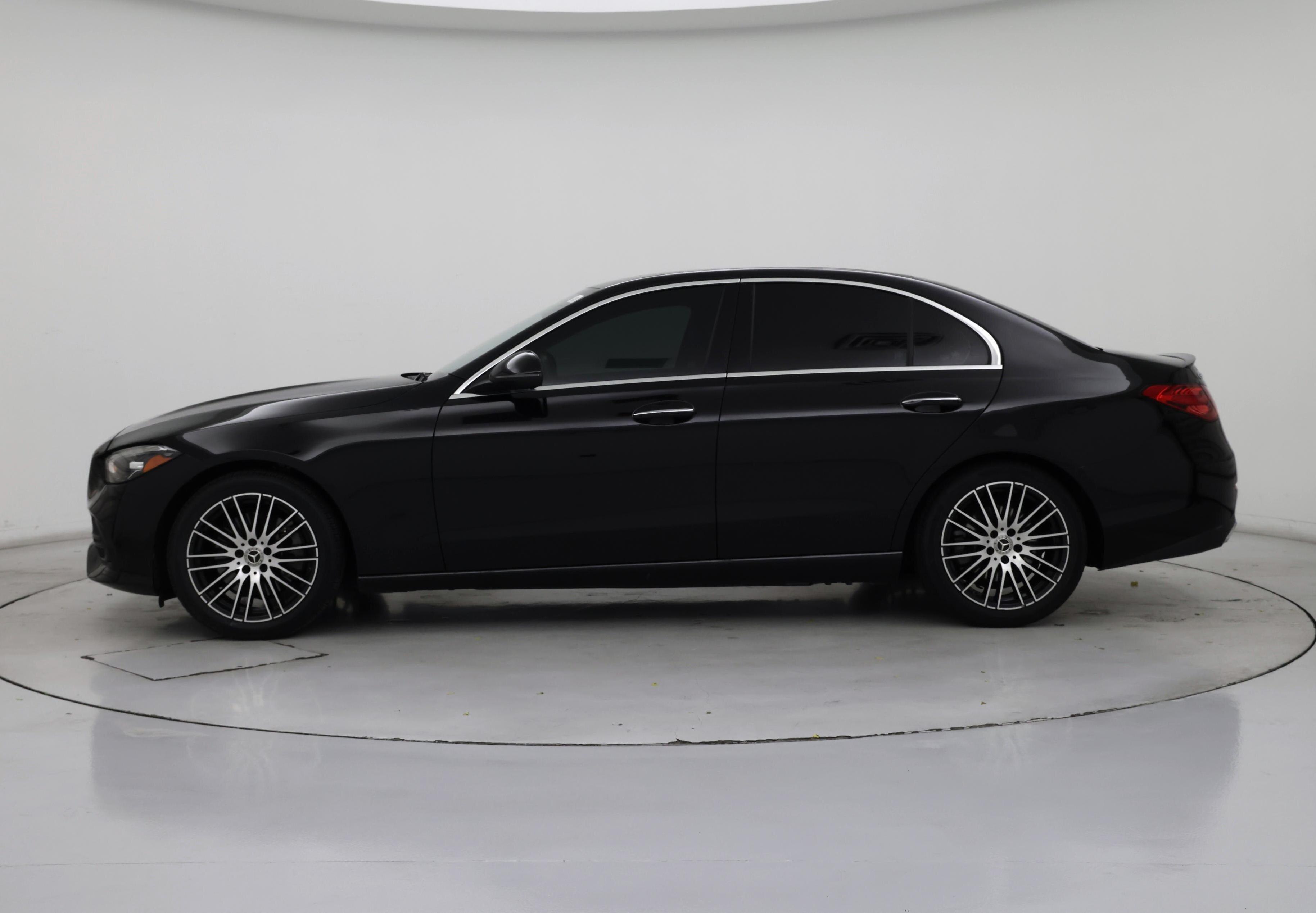 Thumbnail: 2022 Mercedes-Benz C-Class - 3