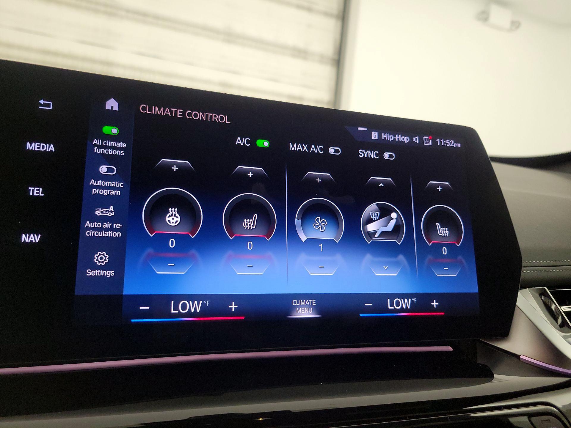 Thumbnail: 2023 BMW X1 - 17