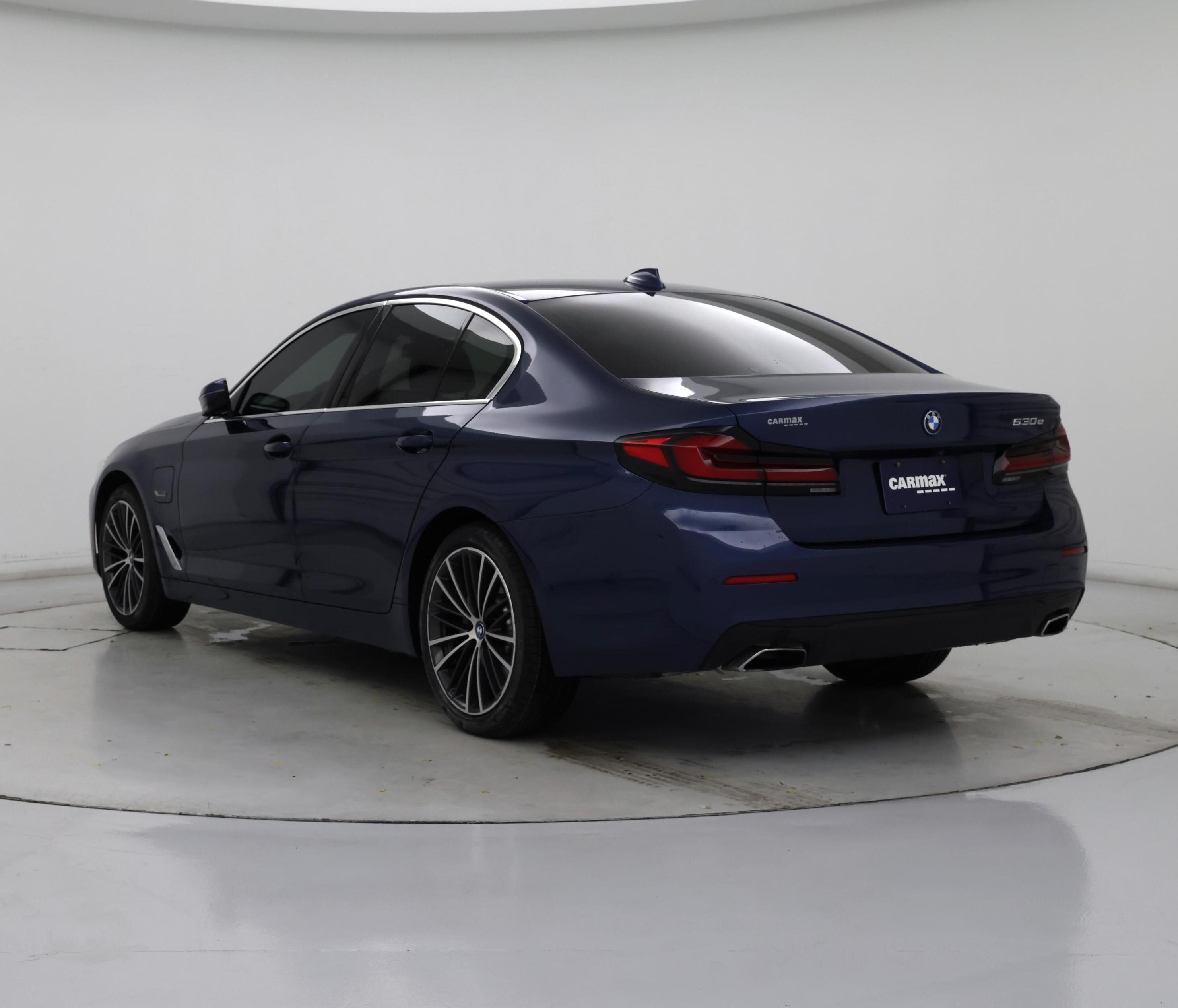 Thumbnail: 2022 BMW 5 Series - 2