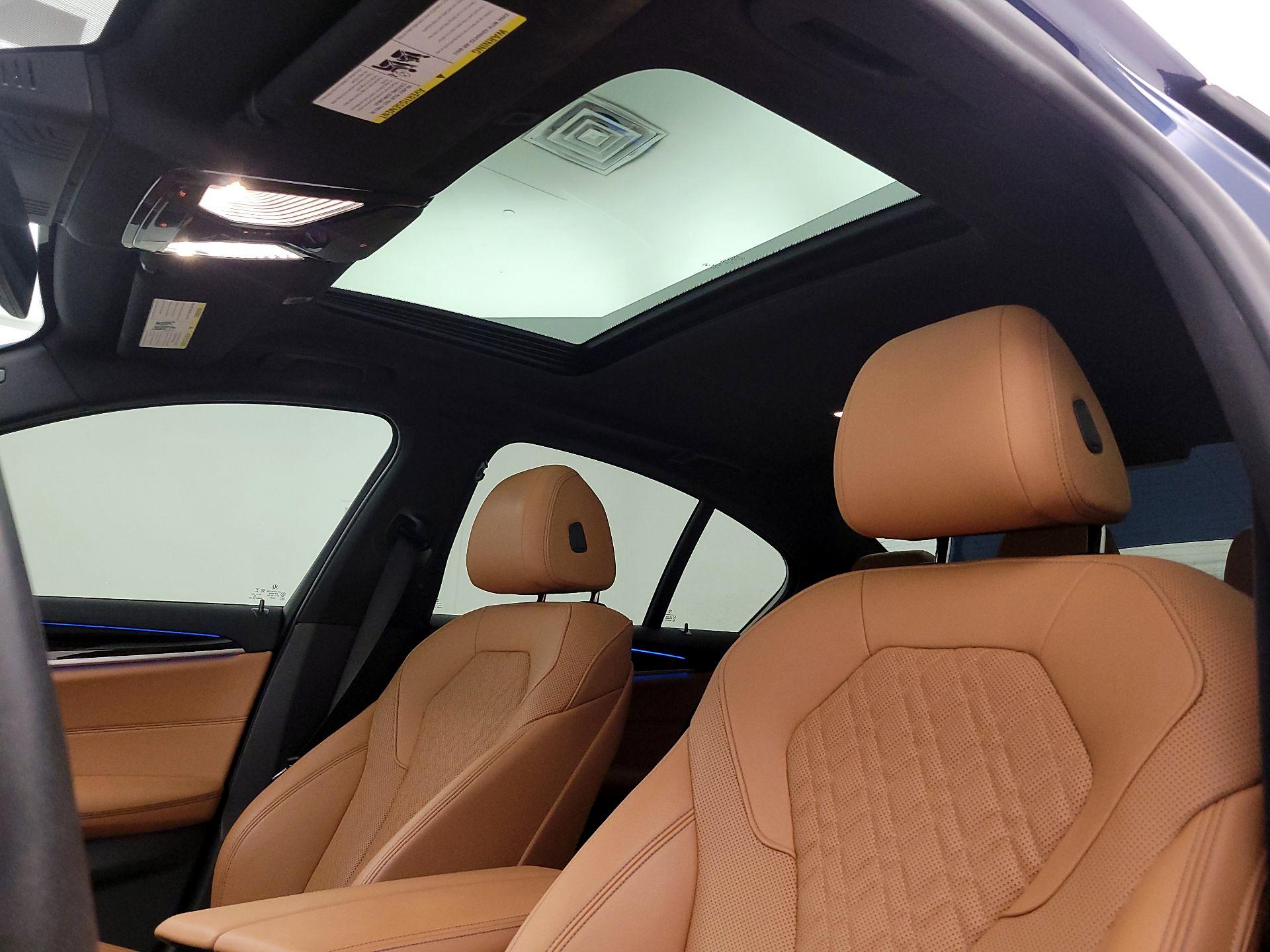 Thumbnail: 2022 BMW 5 Series - 20