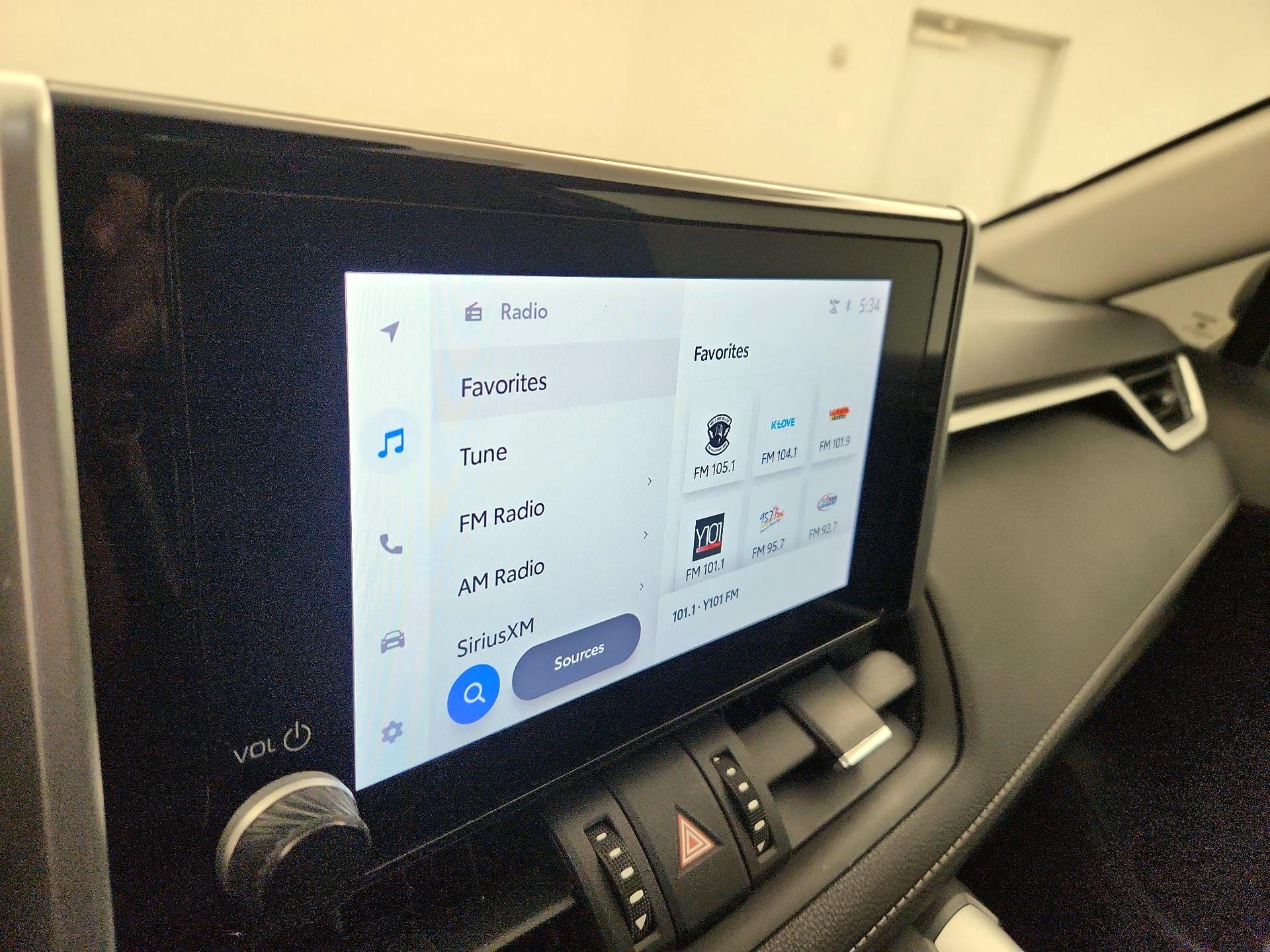 Thumbnail: 2023 Toyota RAV4 - 15