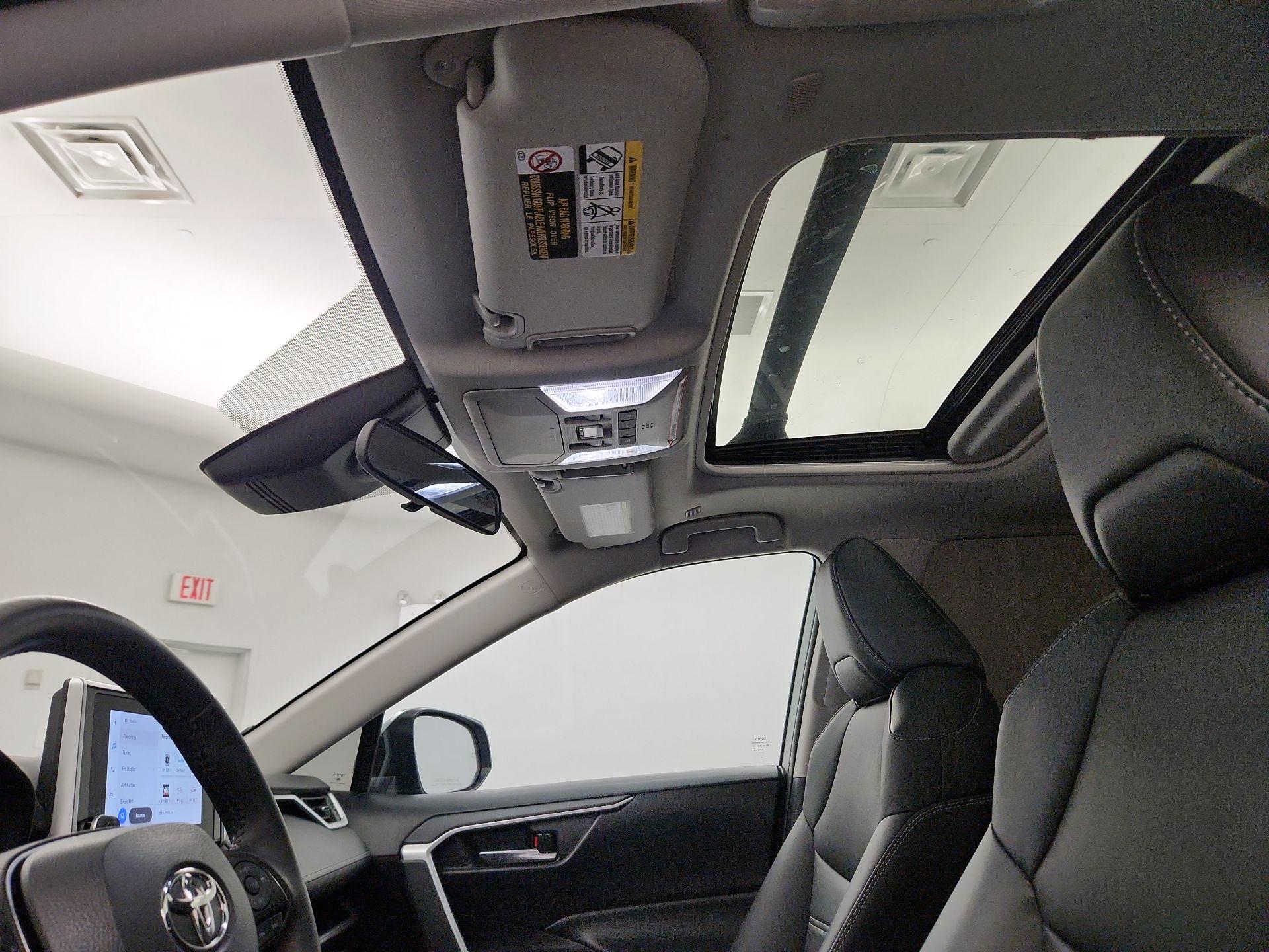 Thumbnail: 2023 Toyota RAV4 - 19