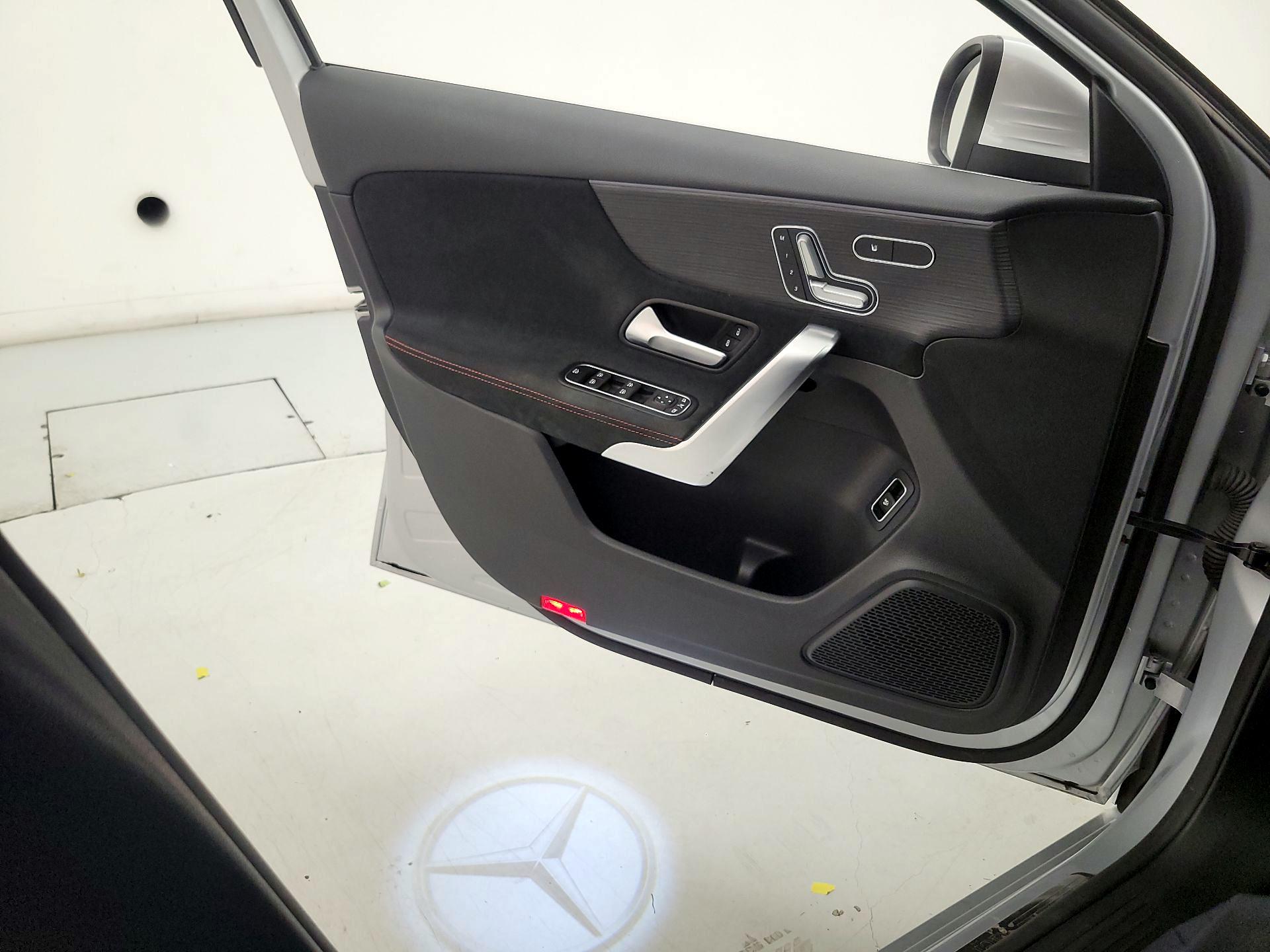 Thumbnail: 2022 Mercedes-Benz A-Class - 12