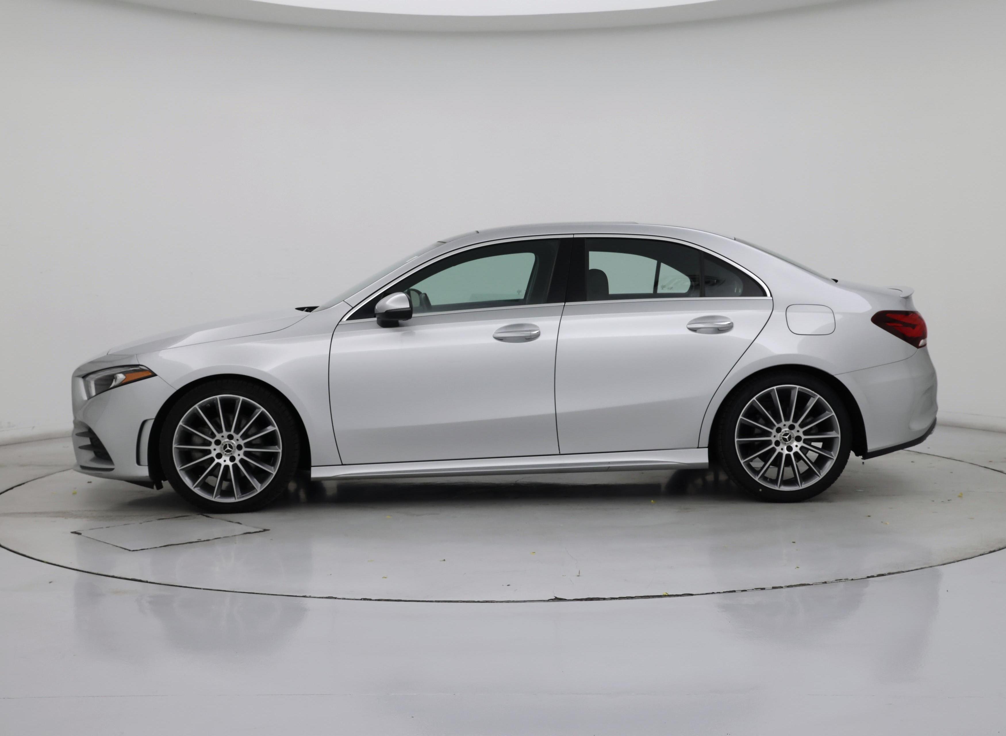 Thumbnail: 2022 Mercedes-Benz A-Class - 3