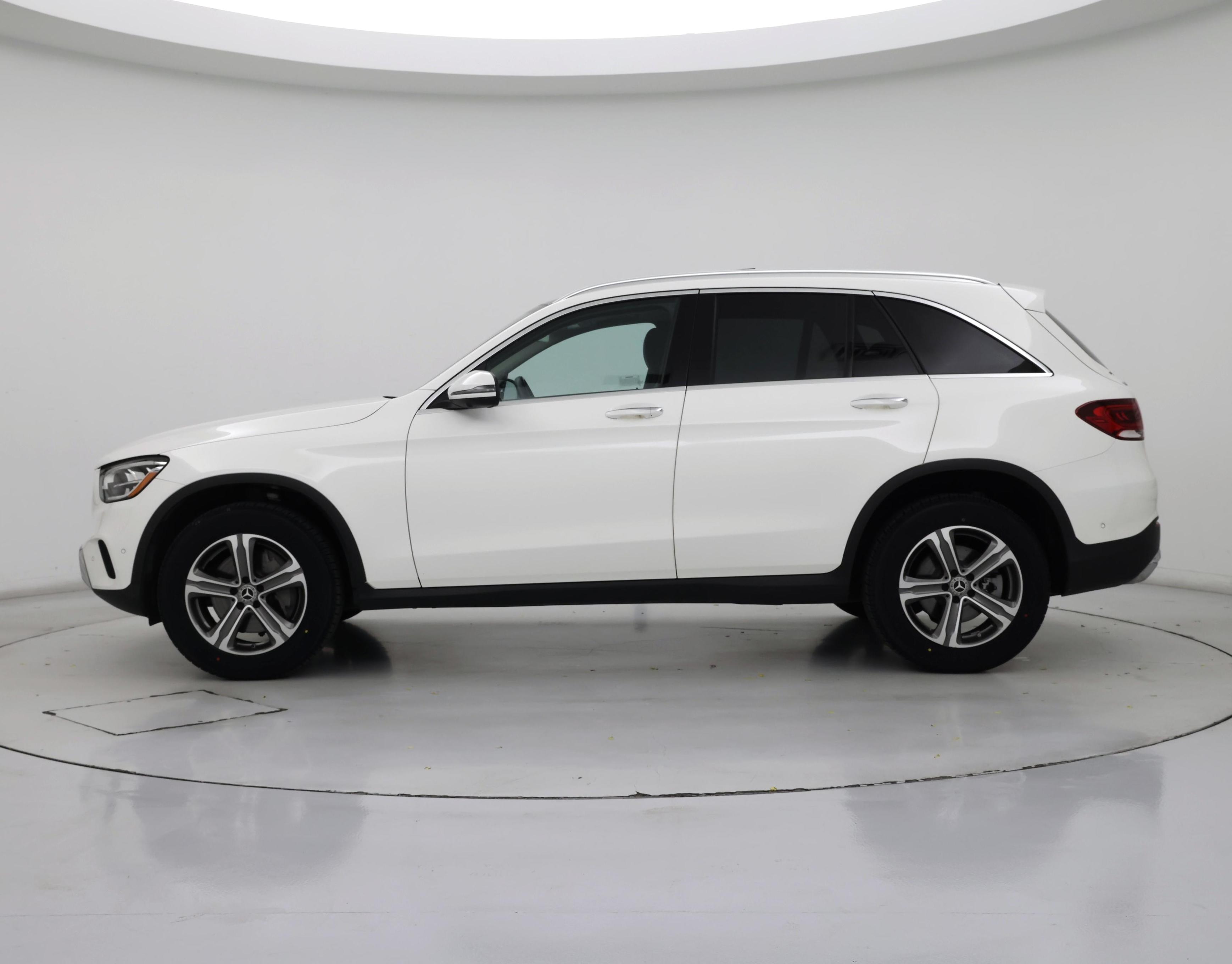 Thumbnail: 2022 Mercedes-Benz GLC - 3