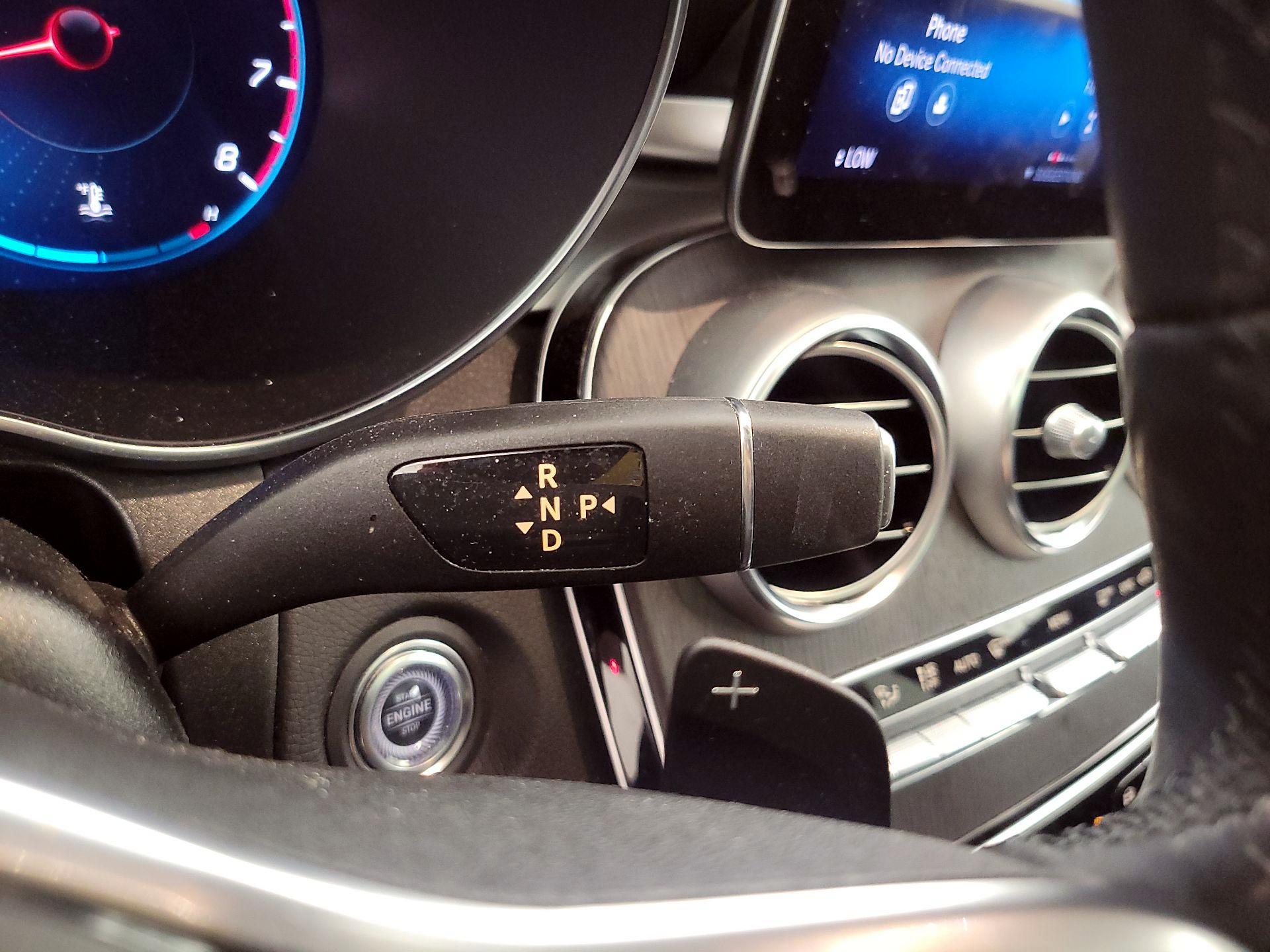 Thumbnail: 2022 Mercedes-Benz GLC - 17