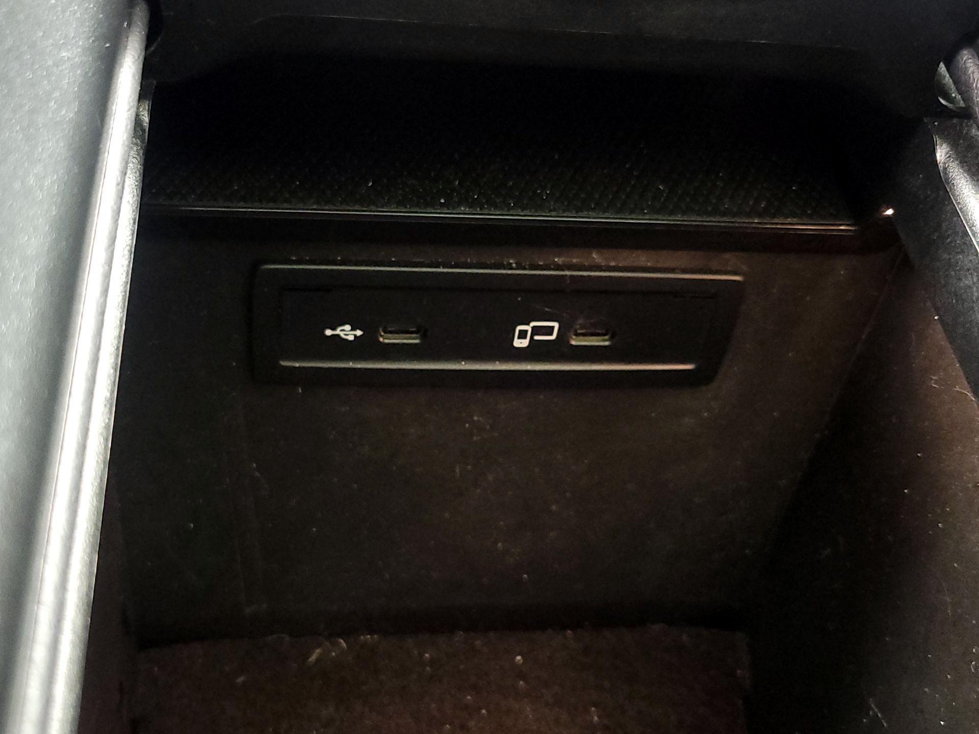 Thumbnail: 2022 Mercedes-Benz GLC - 18