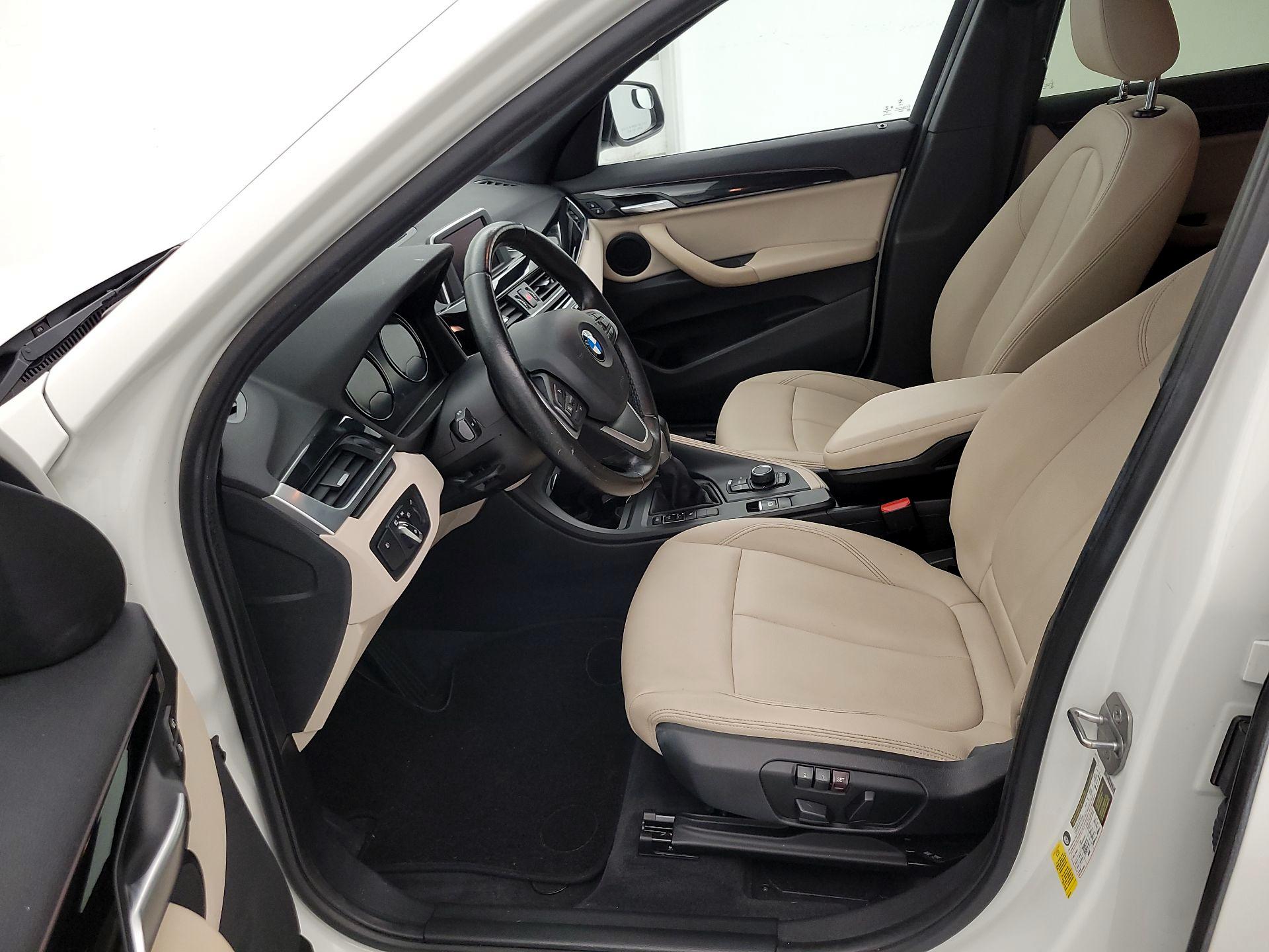 Thumbnail: 2018 BMW X1 - 11