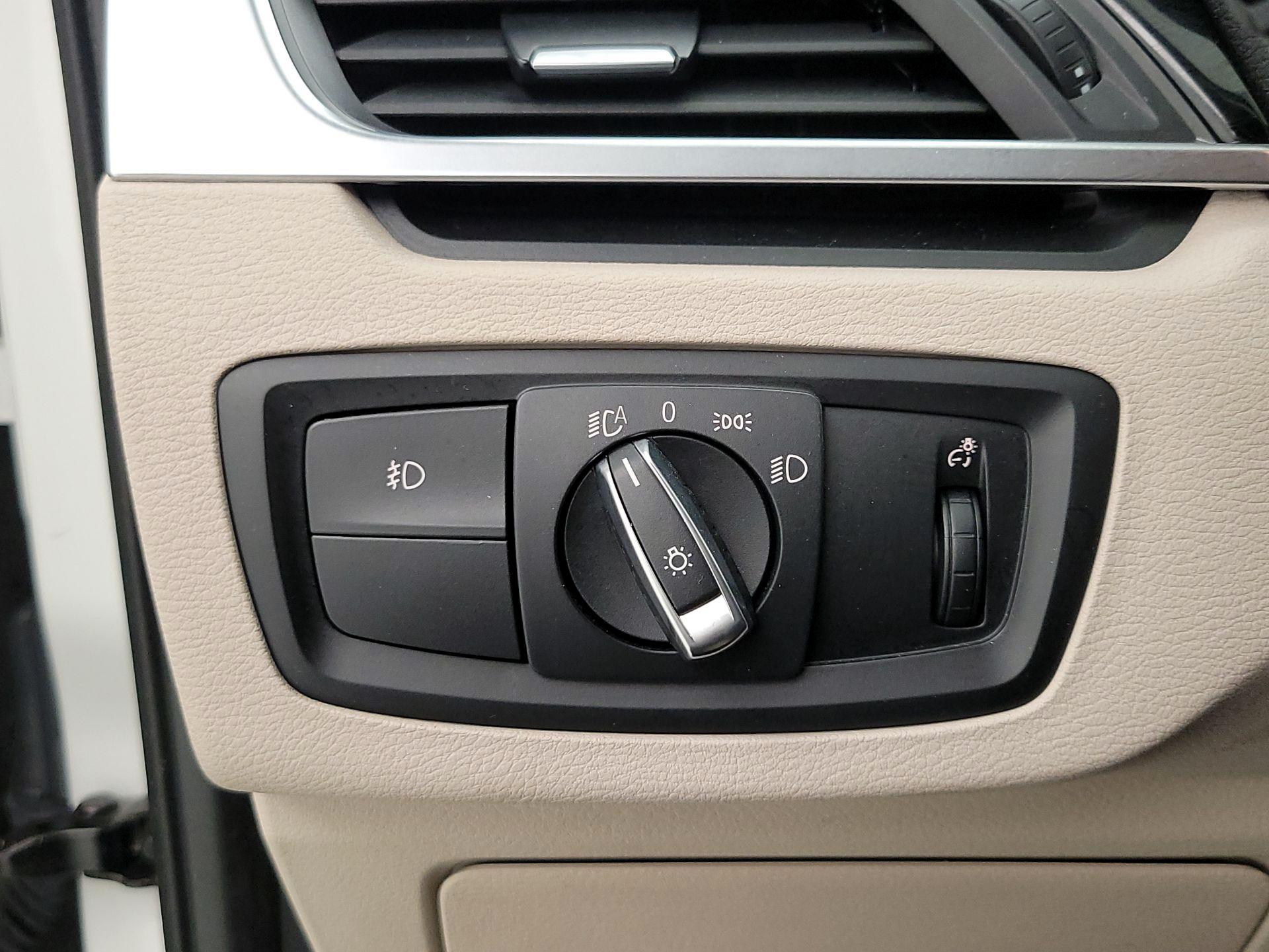 Thumbnail: 2018 BMW X1 - 13