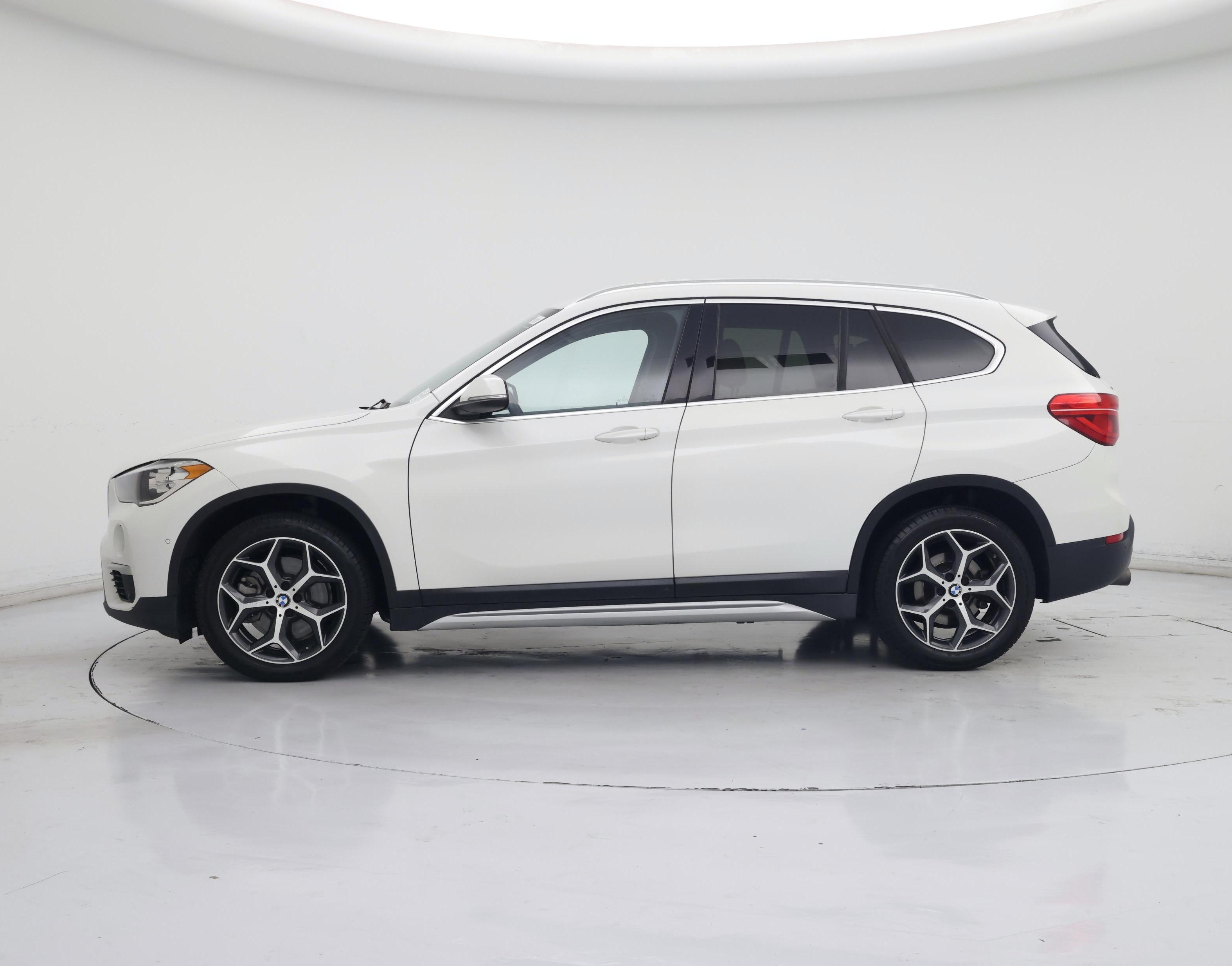 Thumbnail: 2018 BMW X1 - 3