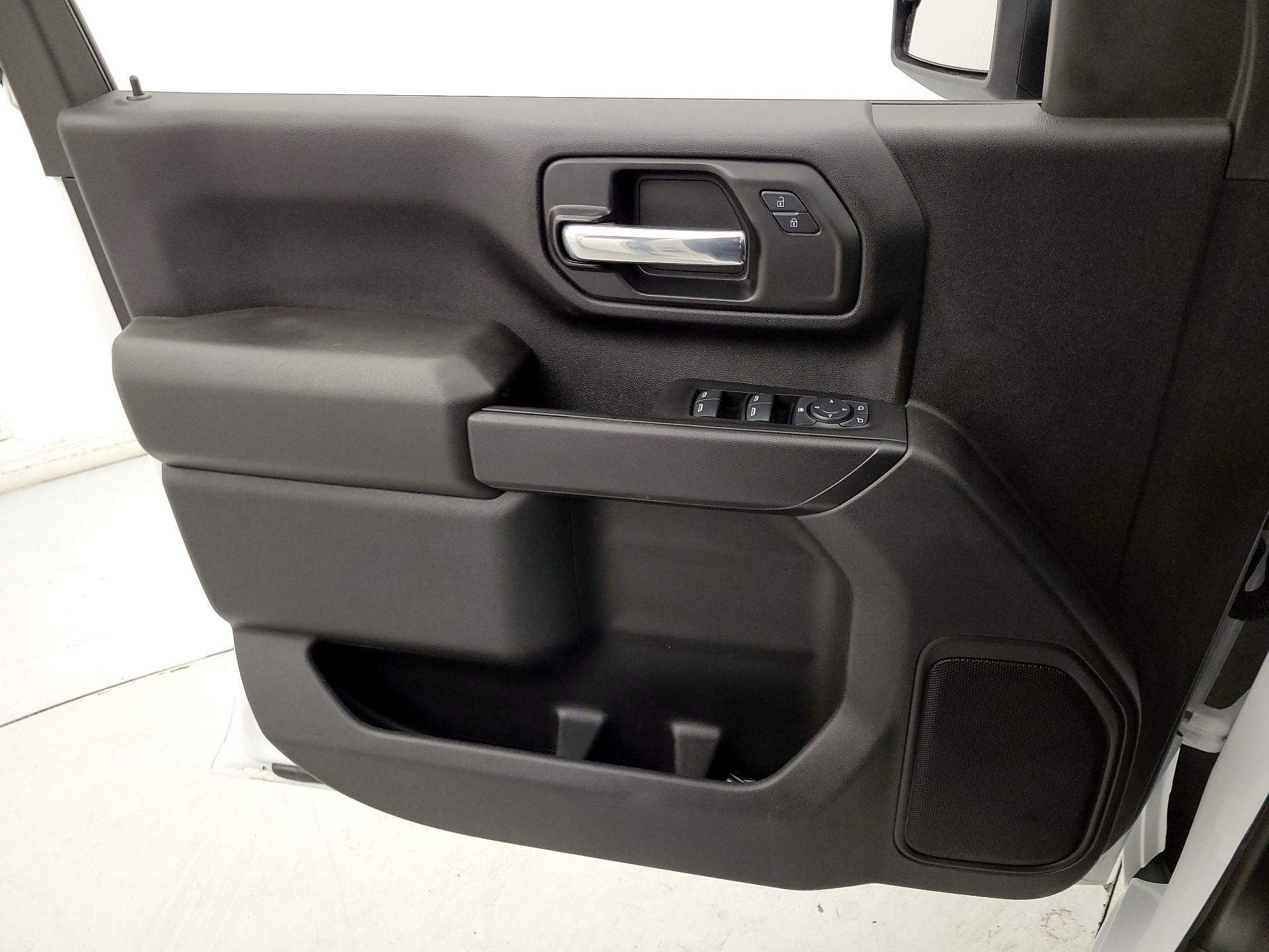 Thumbnail: 2025 Chevrolet Silverado 2500 - 12