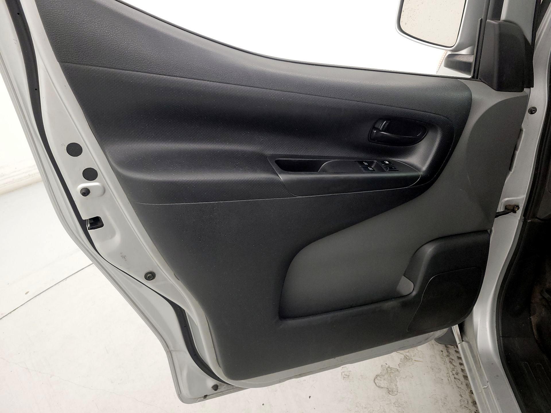 Thumbnail: 2019 Nissan NV200 - 12