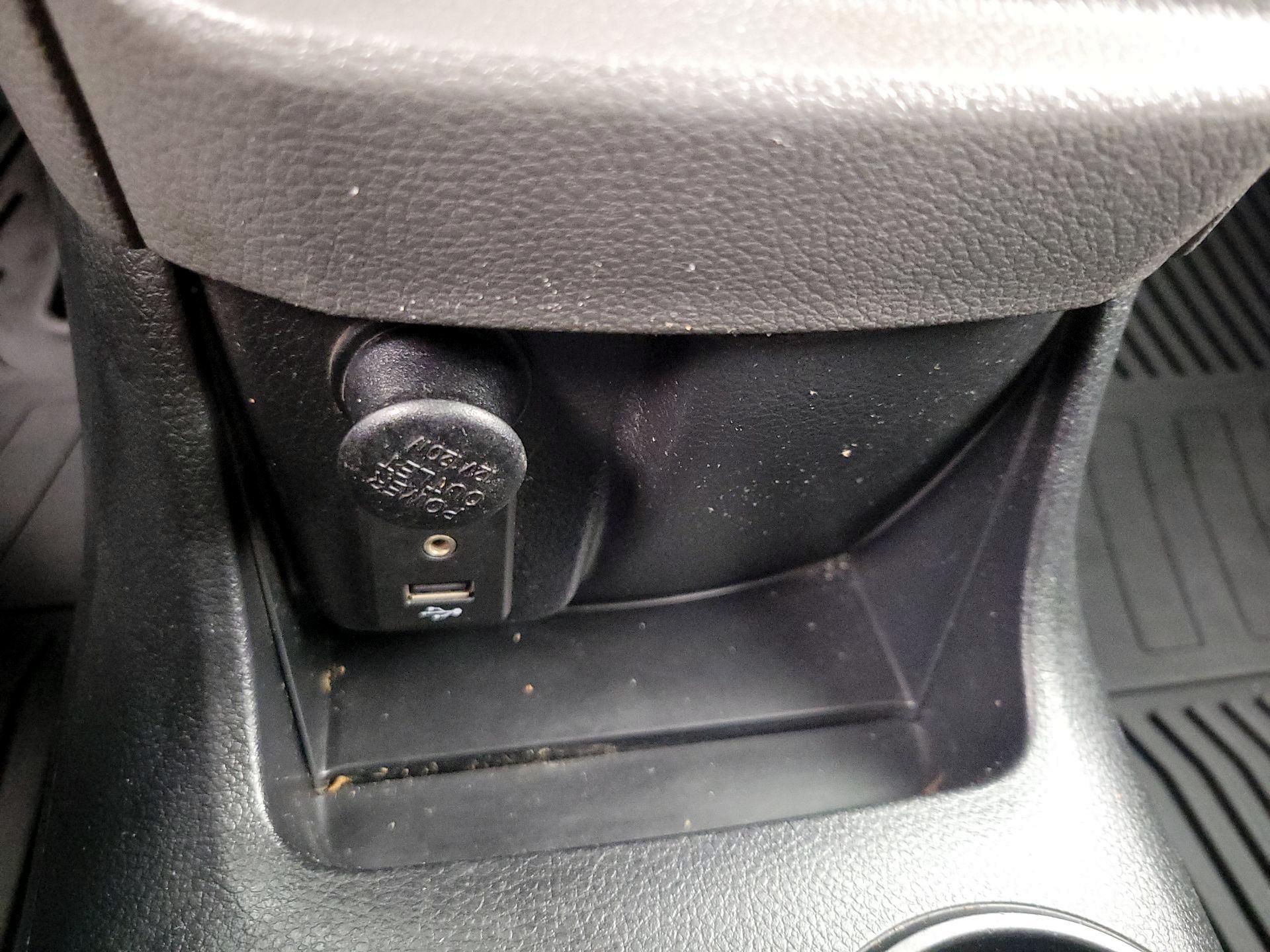 Thumbnail: 2019 Nissan NV200 - 19