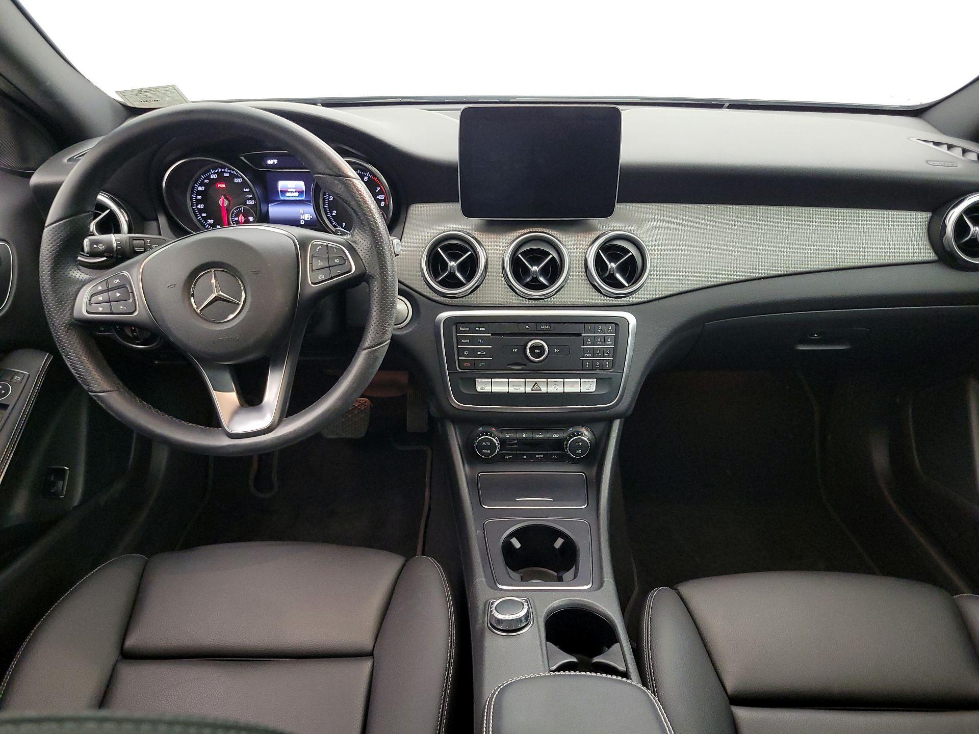 Thumbnail: 2019 Mercedes-Benz GLA - 9