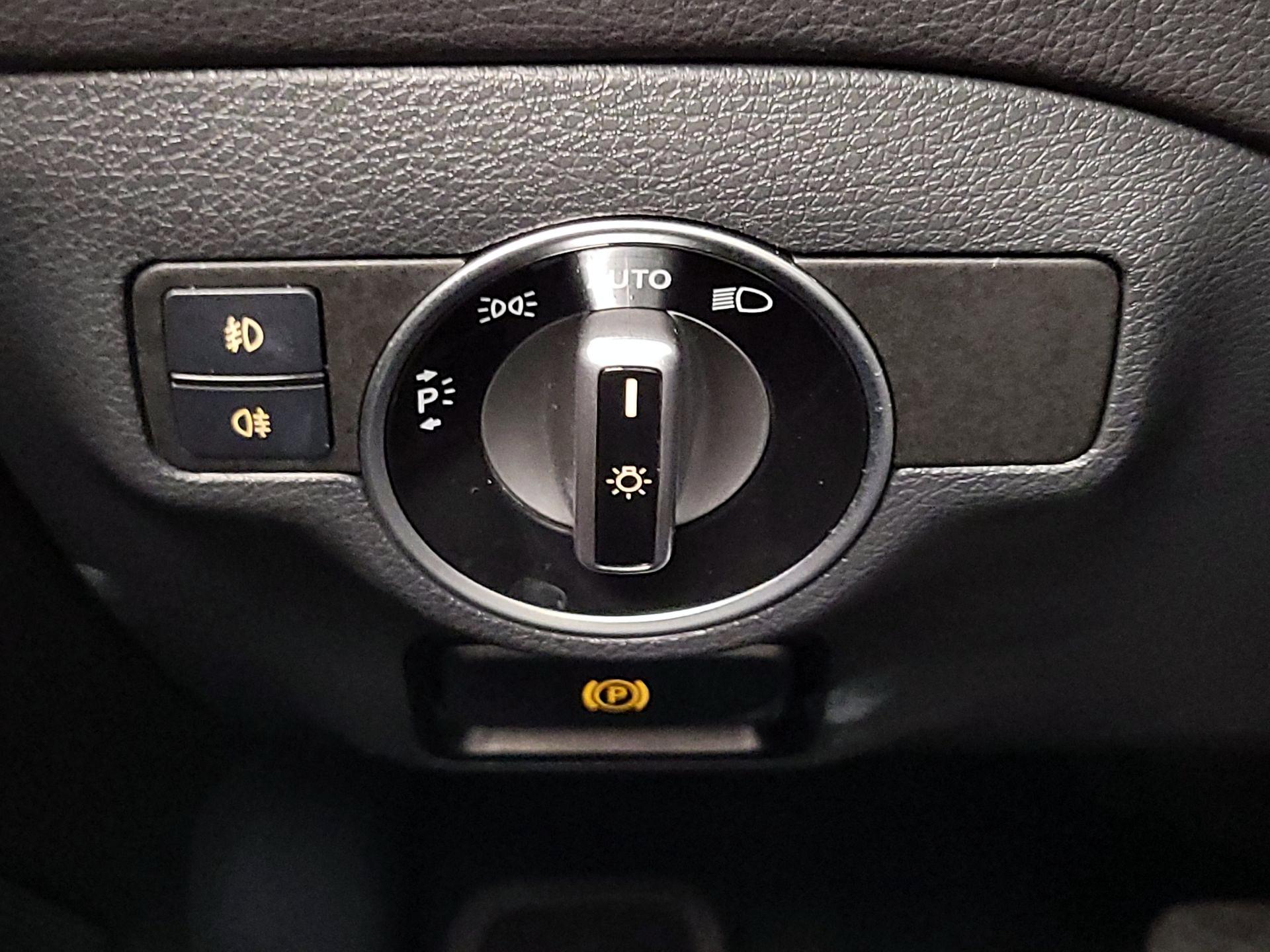 Thumbnail: 2019 Mercedes-Benz GLA - 13