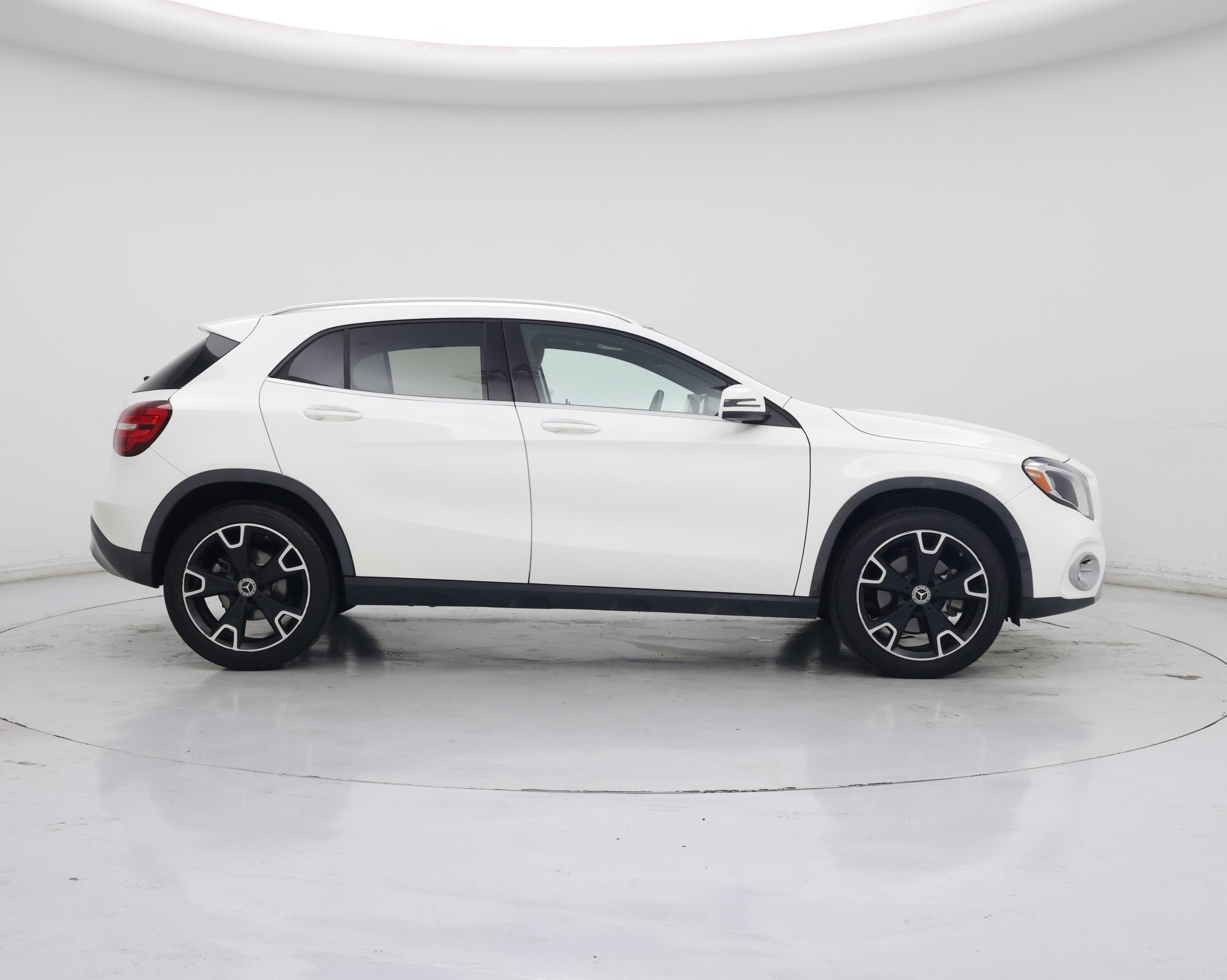 Thumbnail: 2019 Mercedes-Benz GLA - 7