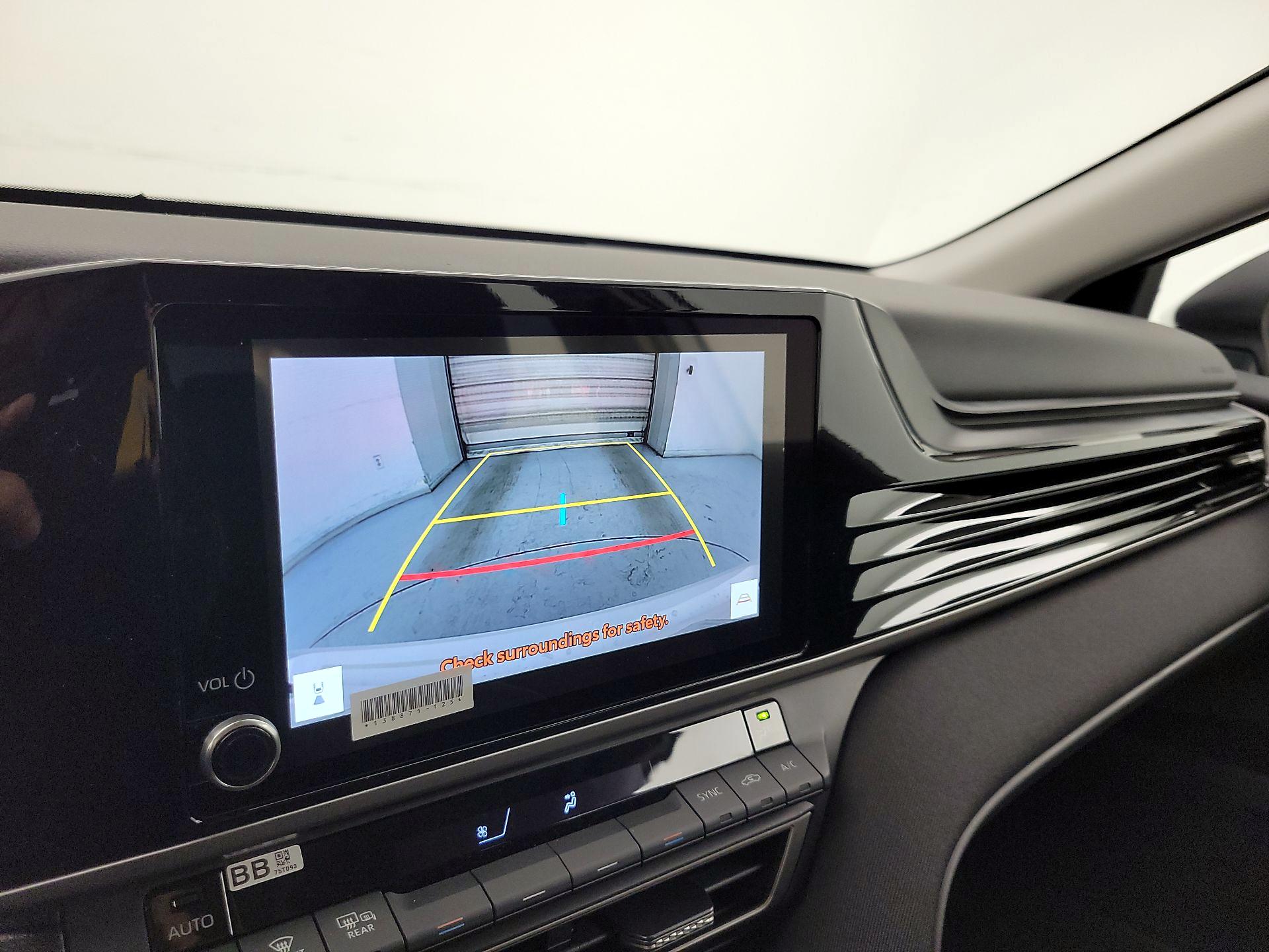 Thumbnail: 2025 Toyota Camry - 14