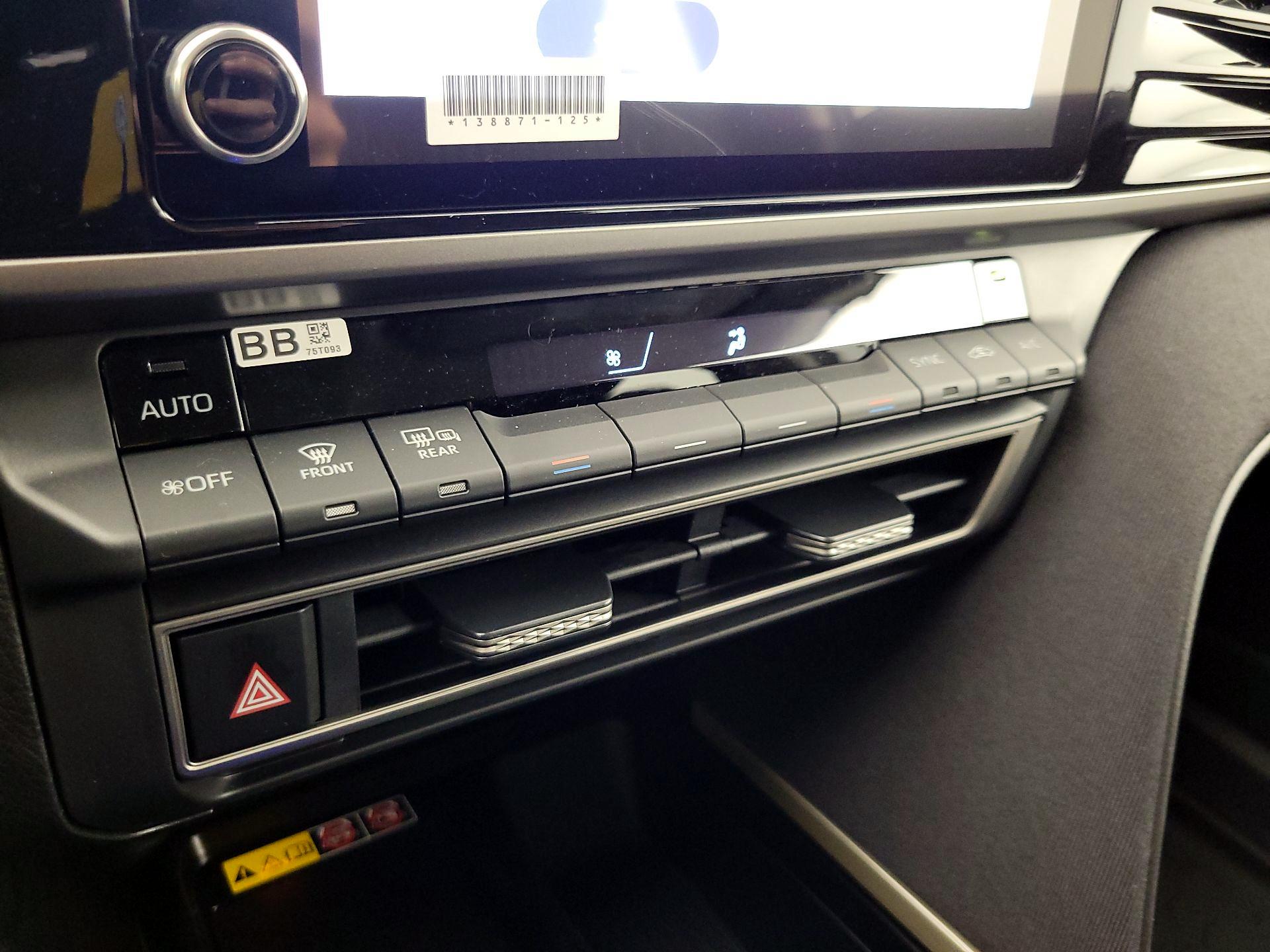 Thumbnail: 2025 Toyota Camry - 16