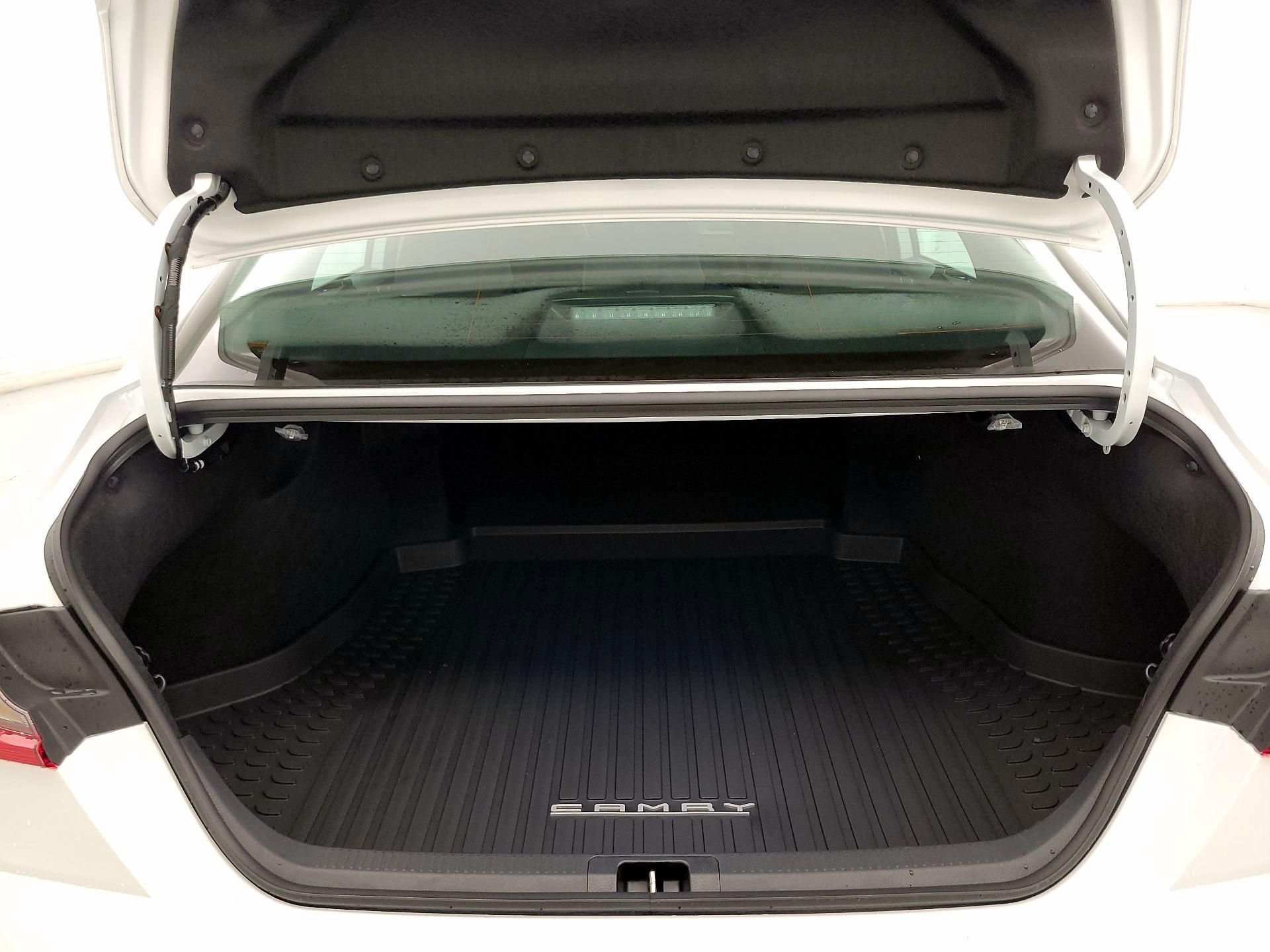 Thumbnail: 2025 Toyota Camry - 20