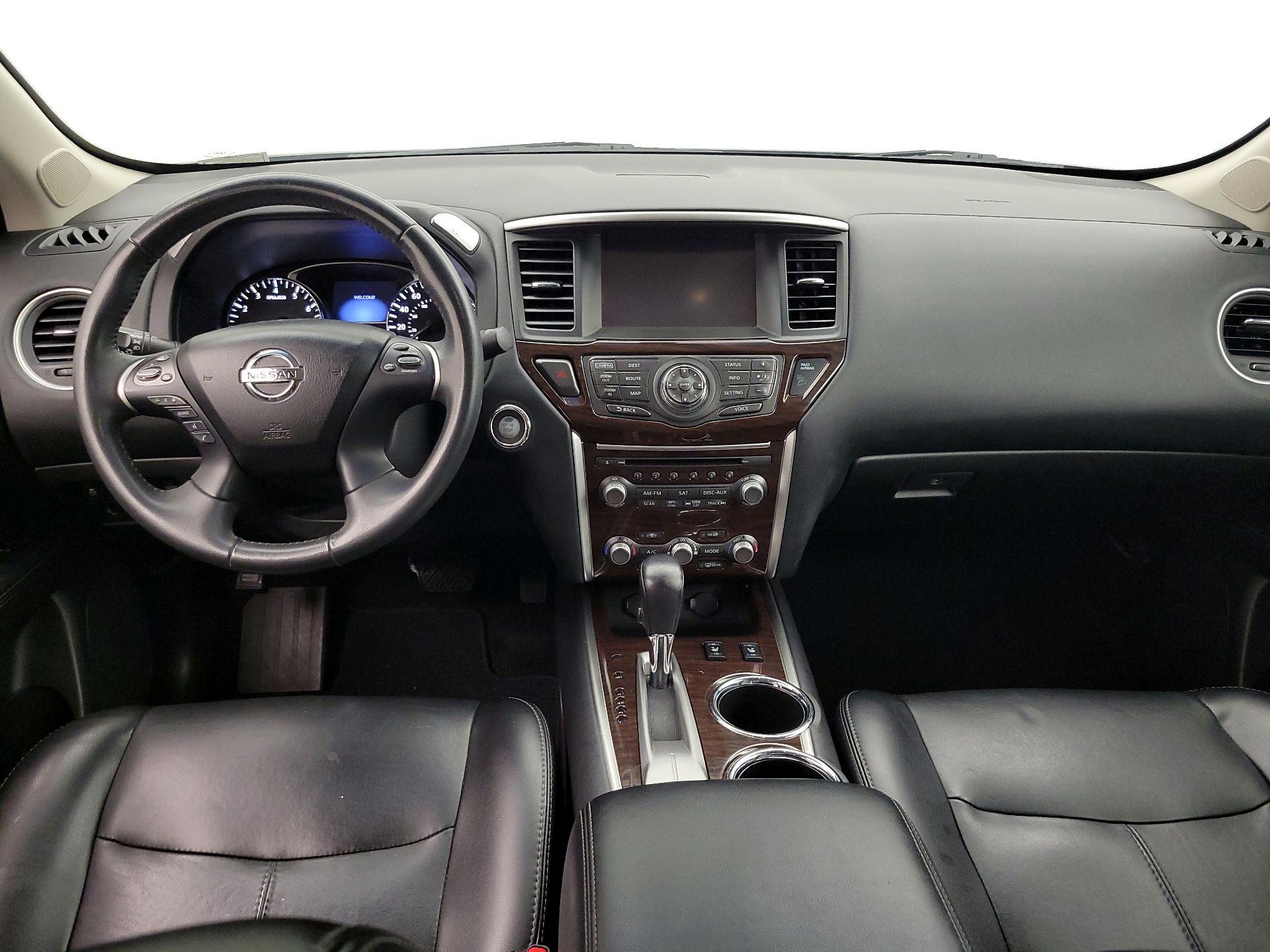 Thumbnail: 2015 Nissan Pathfinder - 9