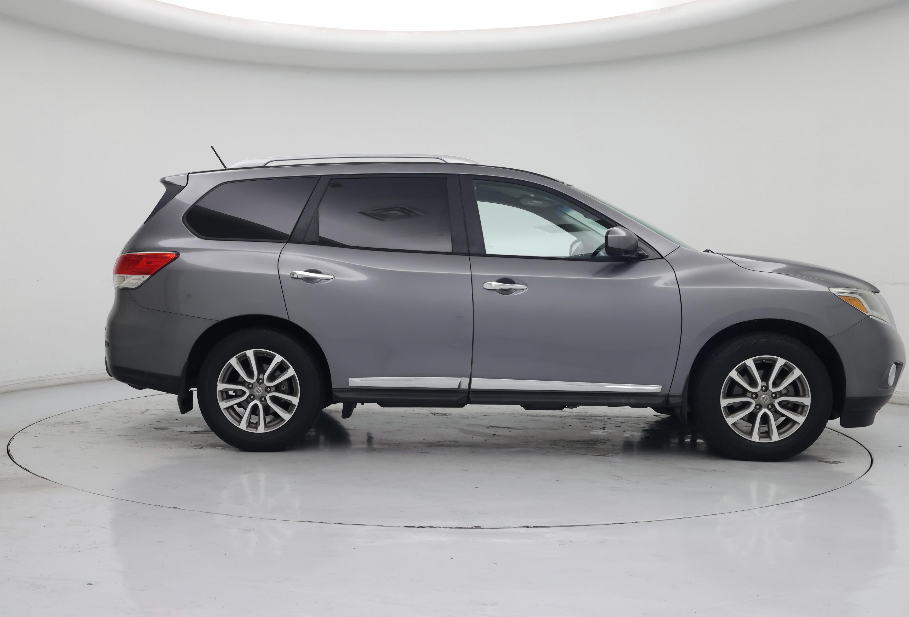 Thumbnail: 2015 Nissan Pathfinder - 7