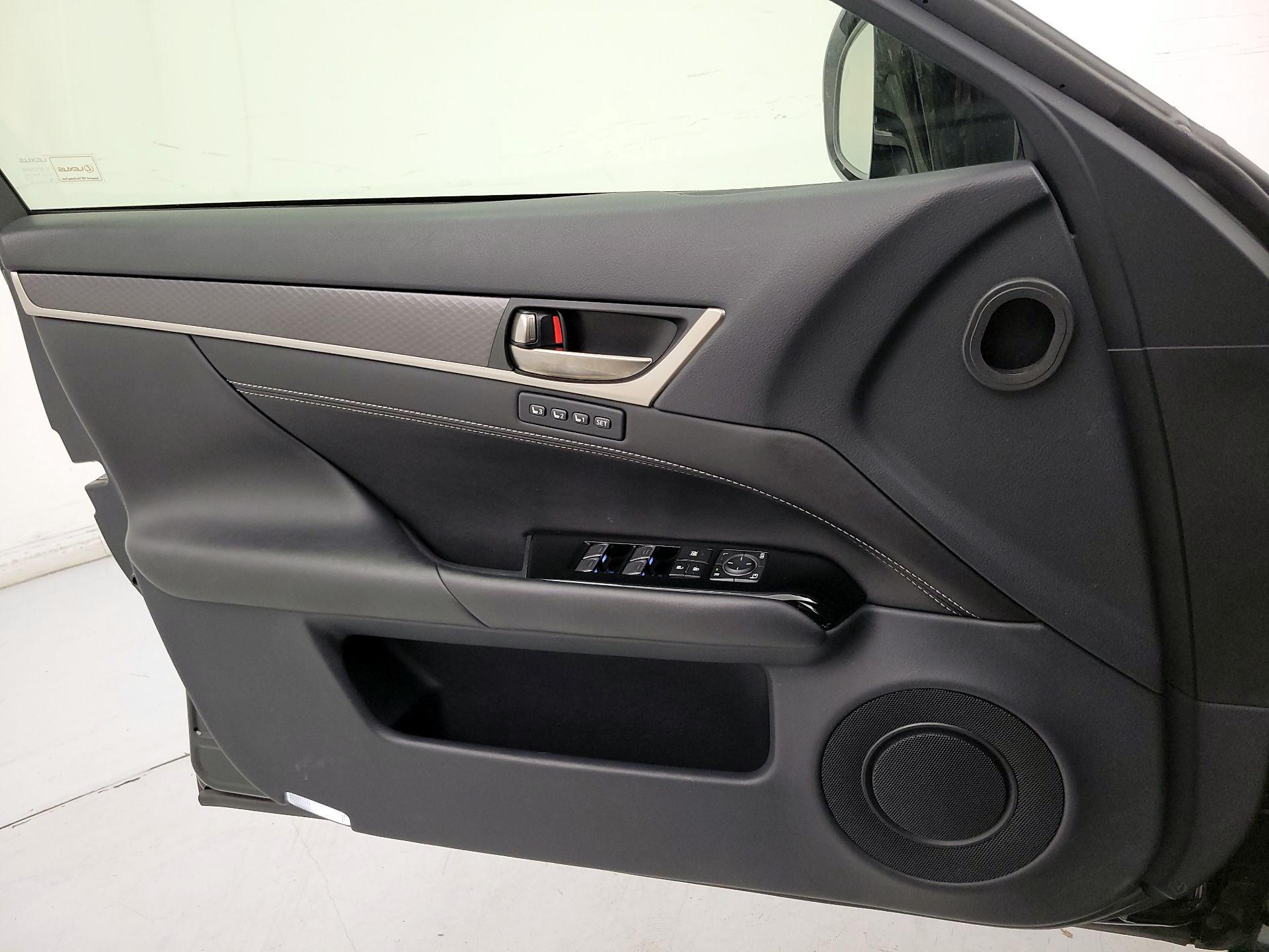 Thumbnail: 2018 Lexus GS - 12