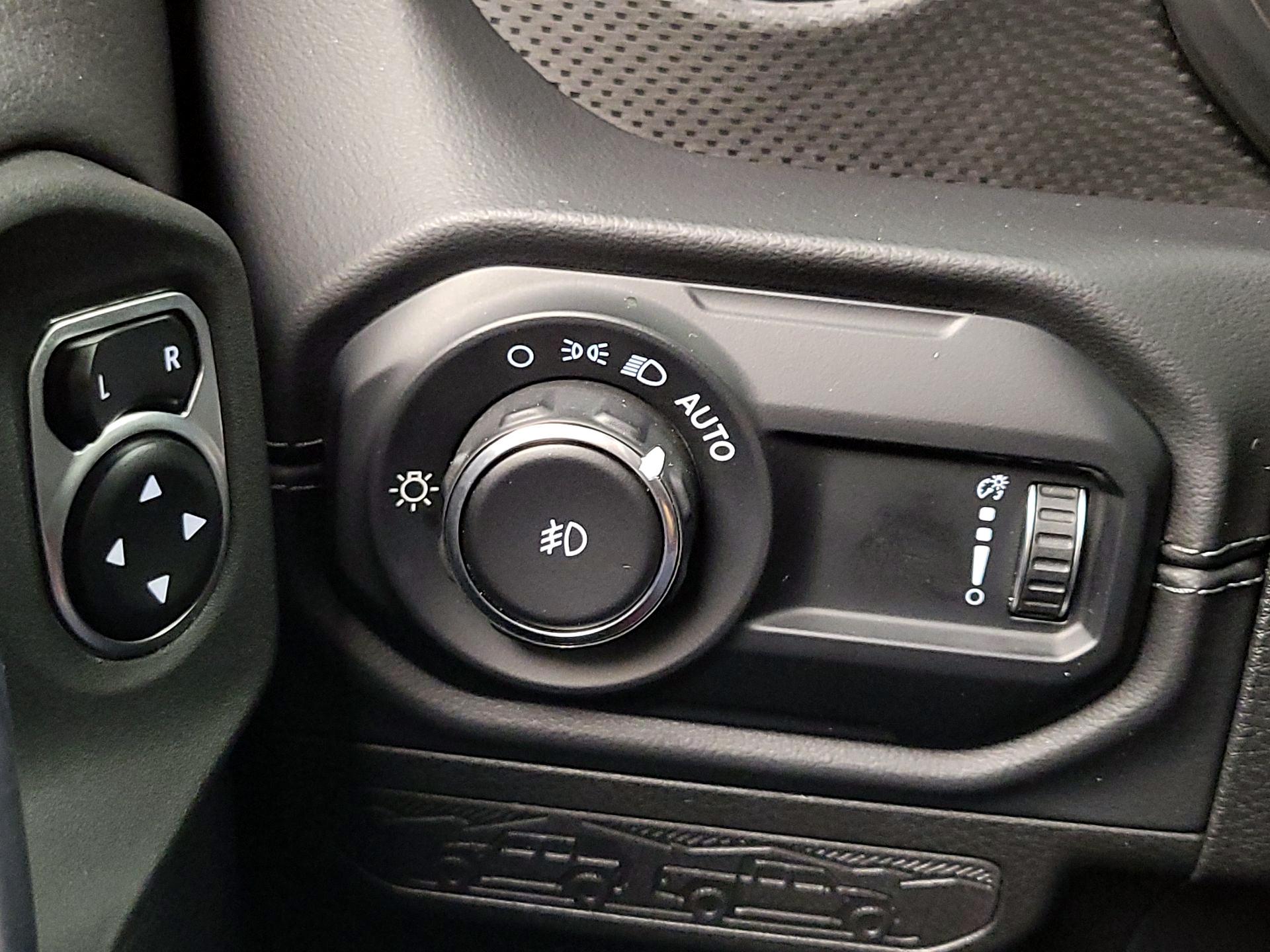 Thumbnail: 2024 Jeep Wrangler - 13