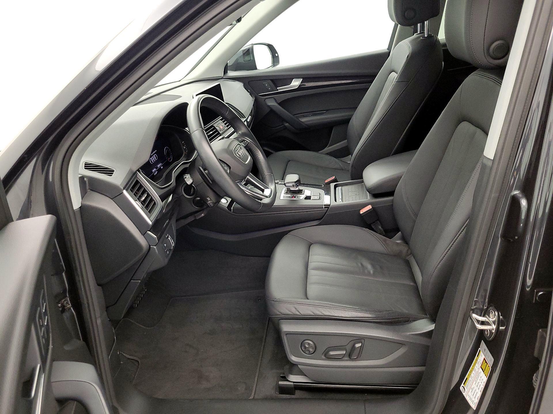 Thumbnail: 2019 Audi Q5 - 11