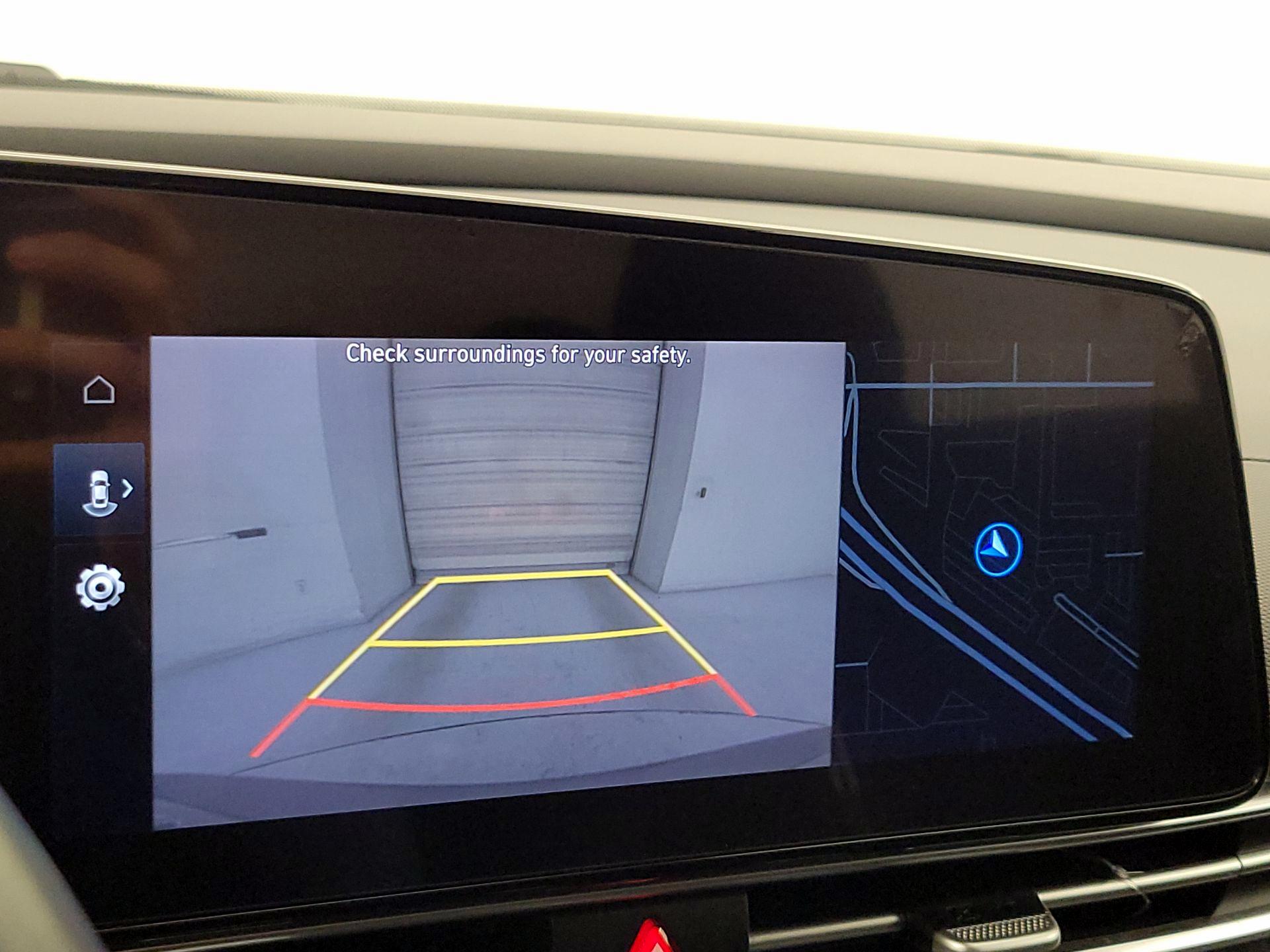 Thumbnail: 2023 Hyundai Elantra - 15