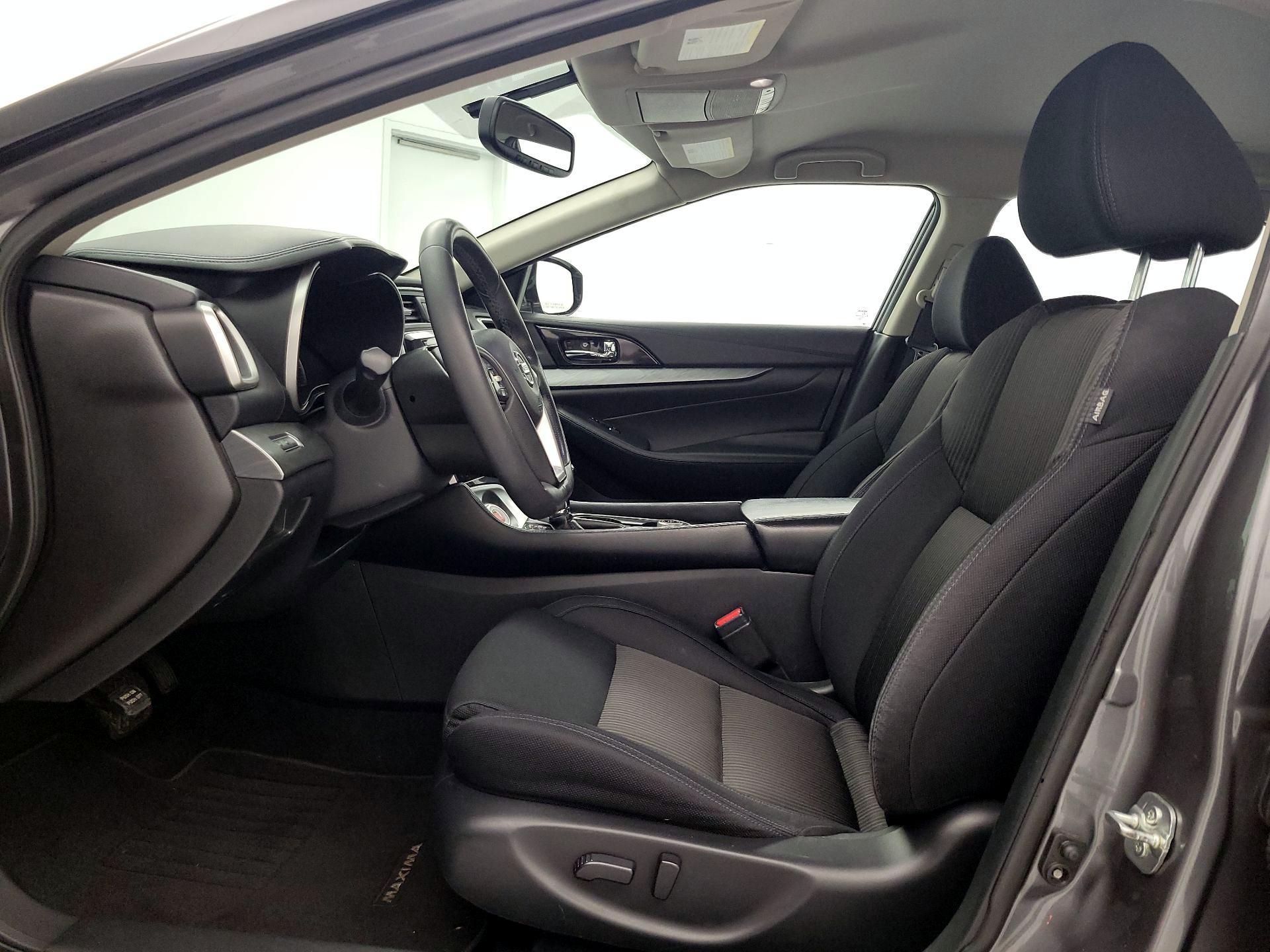 Thumbnail: 2017 Nissan Maxima - 11