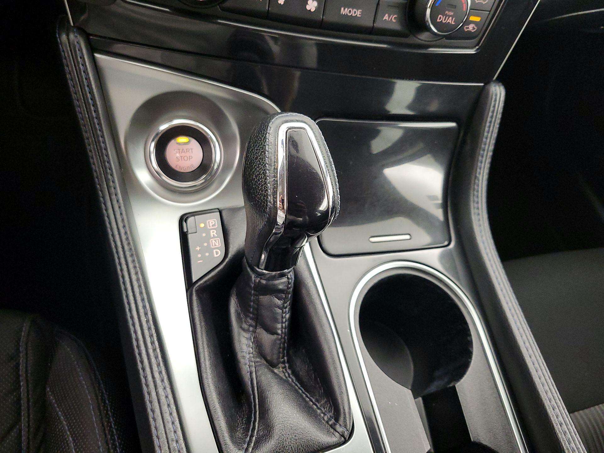 Thumbnail: 2017 Nissan Maxima - 18