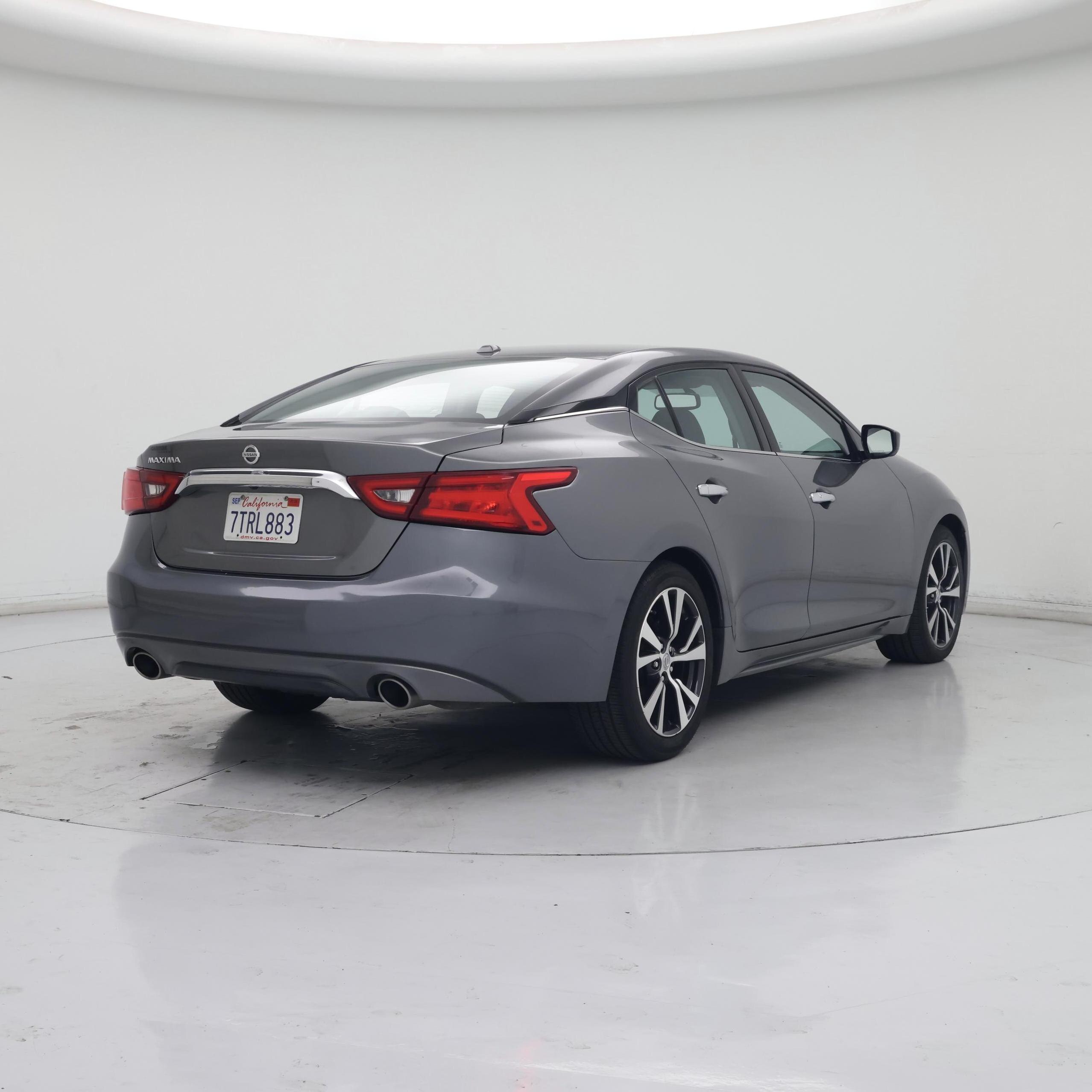 Thumbnail: 2017 Nissan Maxima - 8